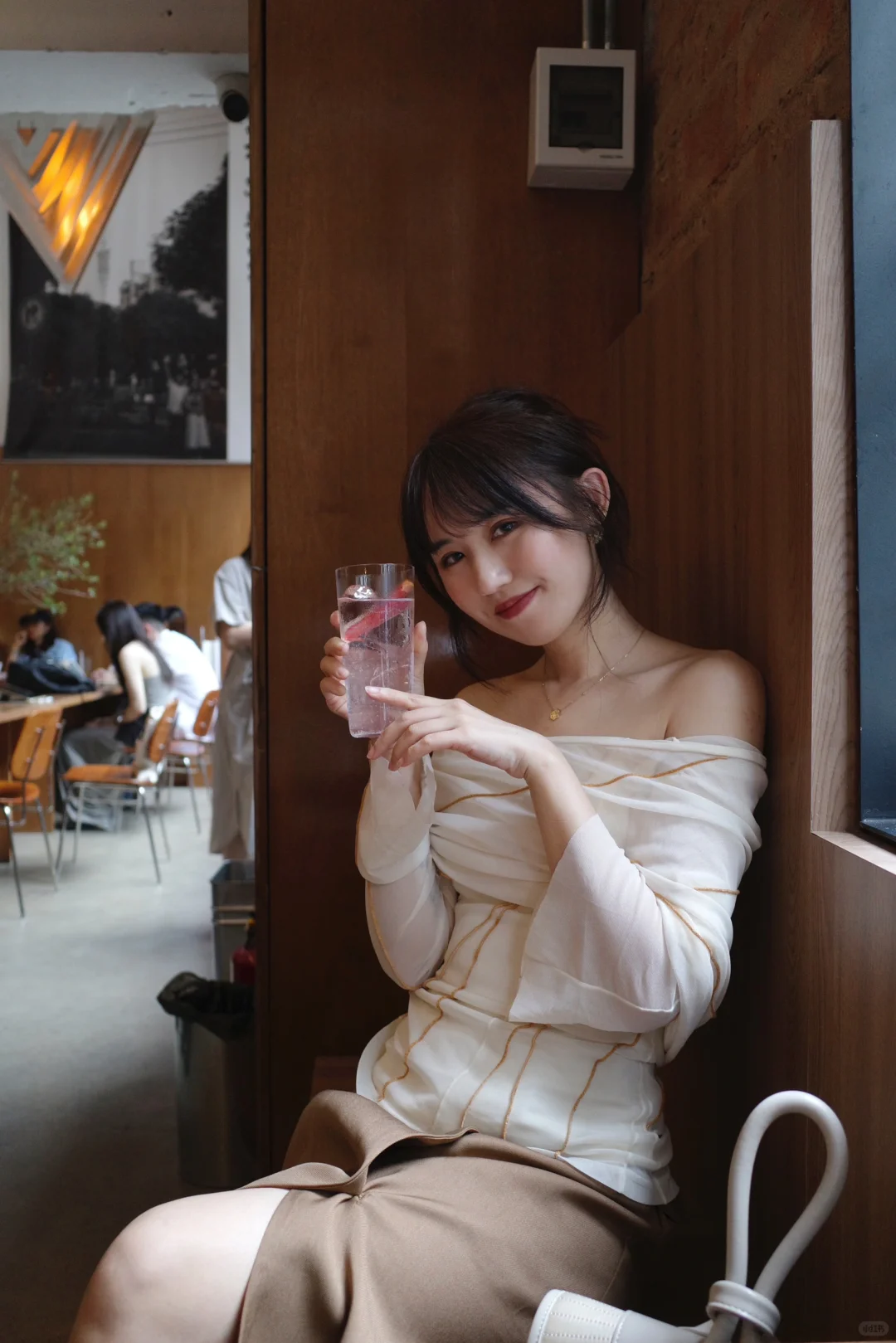 35+姐姐纯欲风穿搭 人妻味这不就来了？