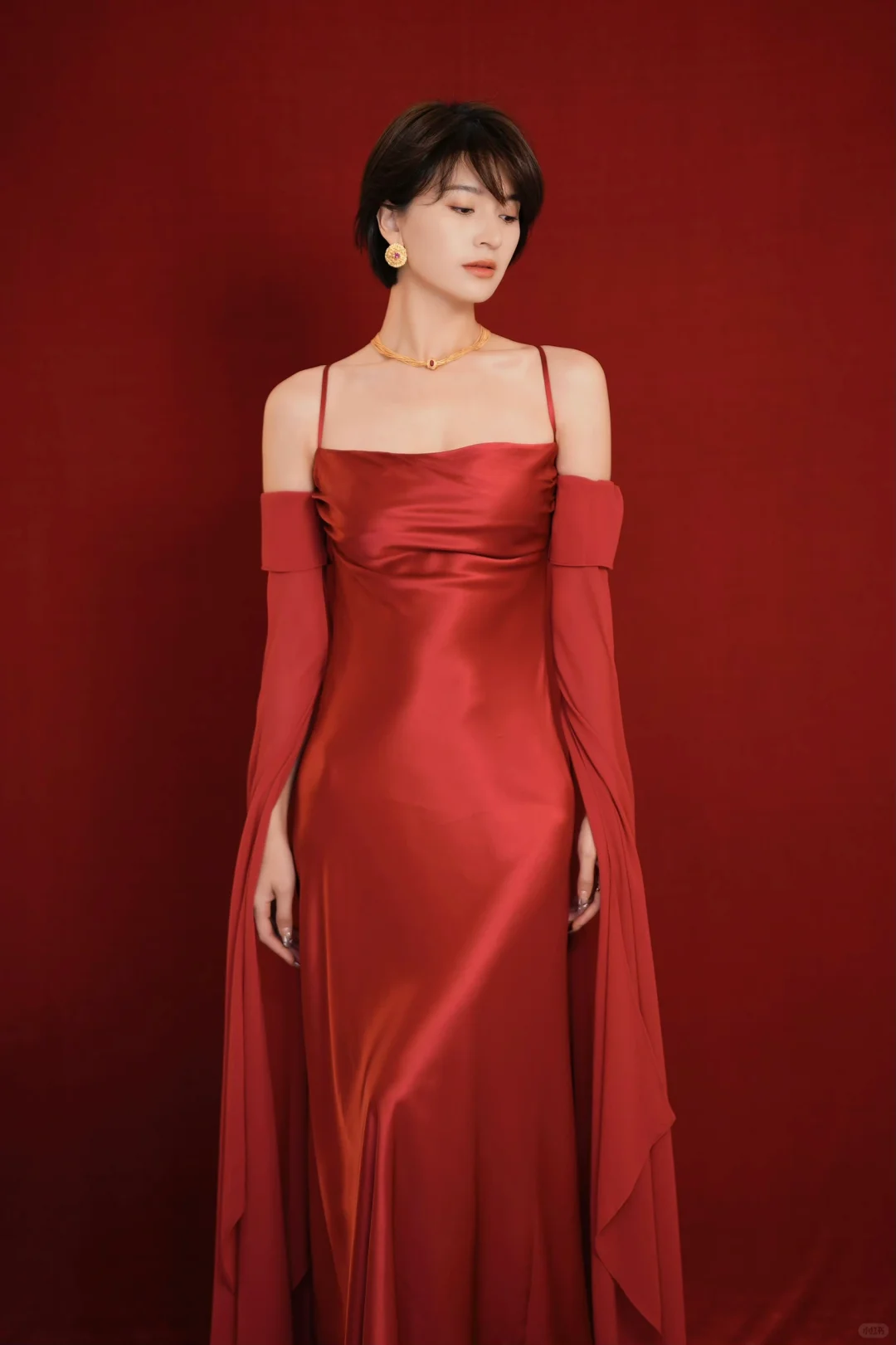 顶级素人少妇 可接互勉约拍 想约的请私信我