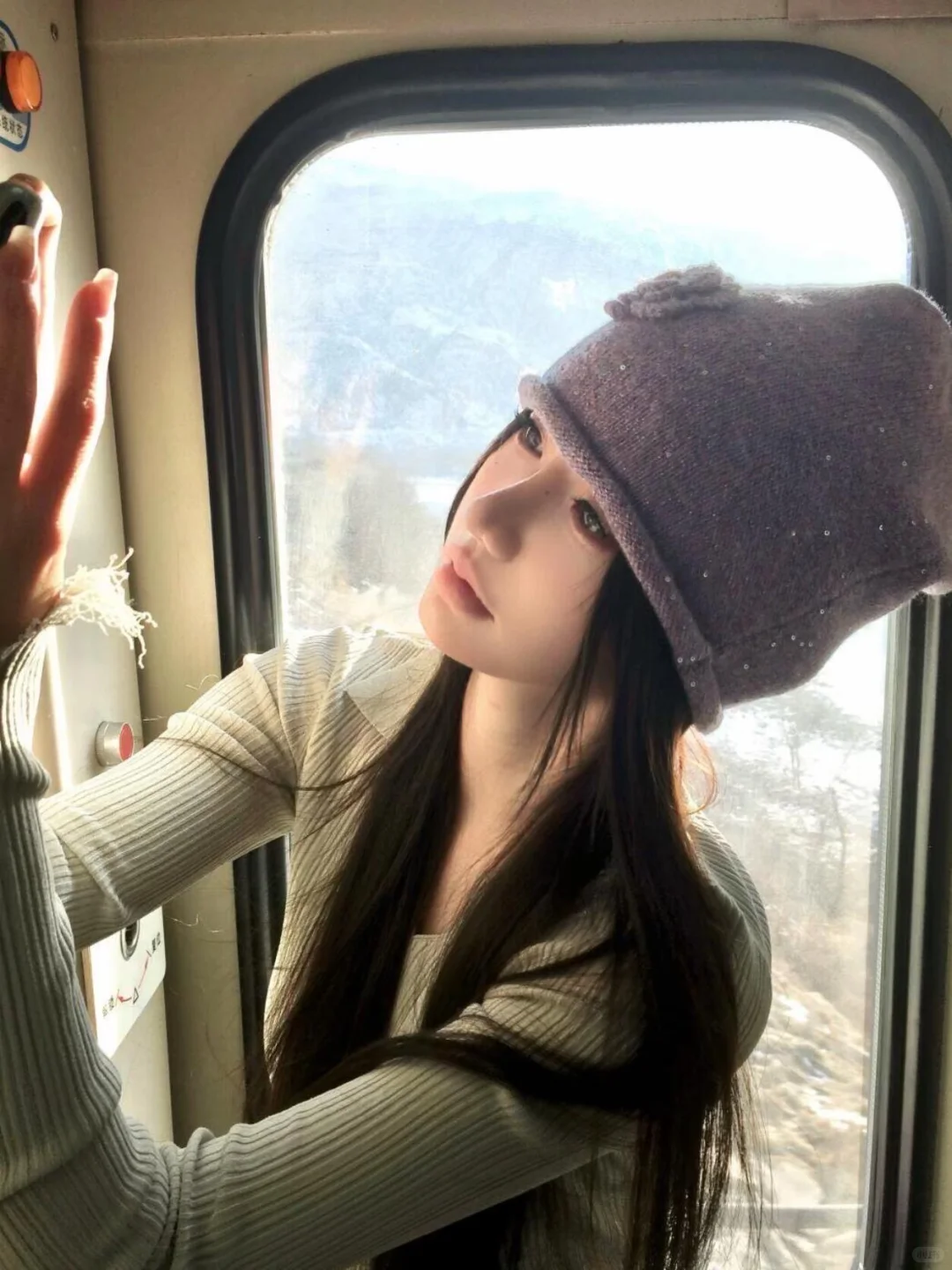 SHARE：氛围感美女壁纸 ՞˶˃ ᵕ ˂˶՞