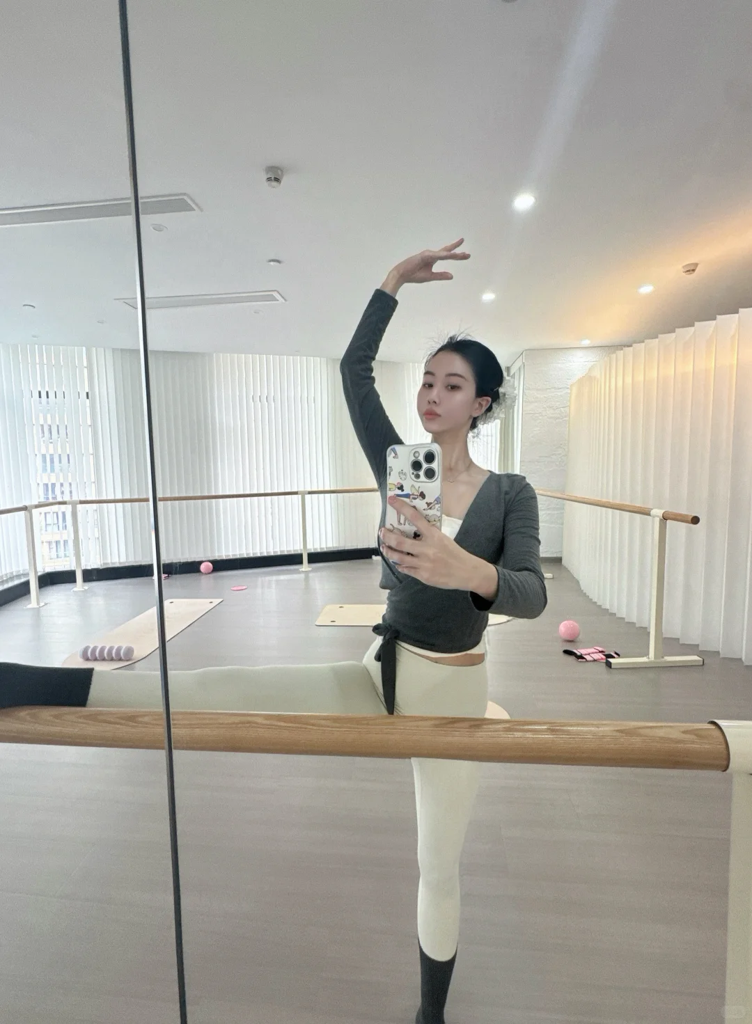 每天练 每天见美女（普拉提）