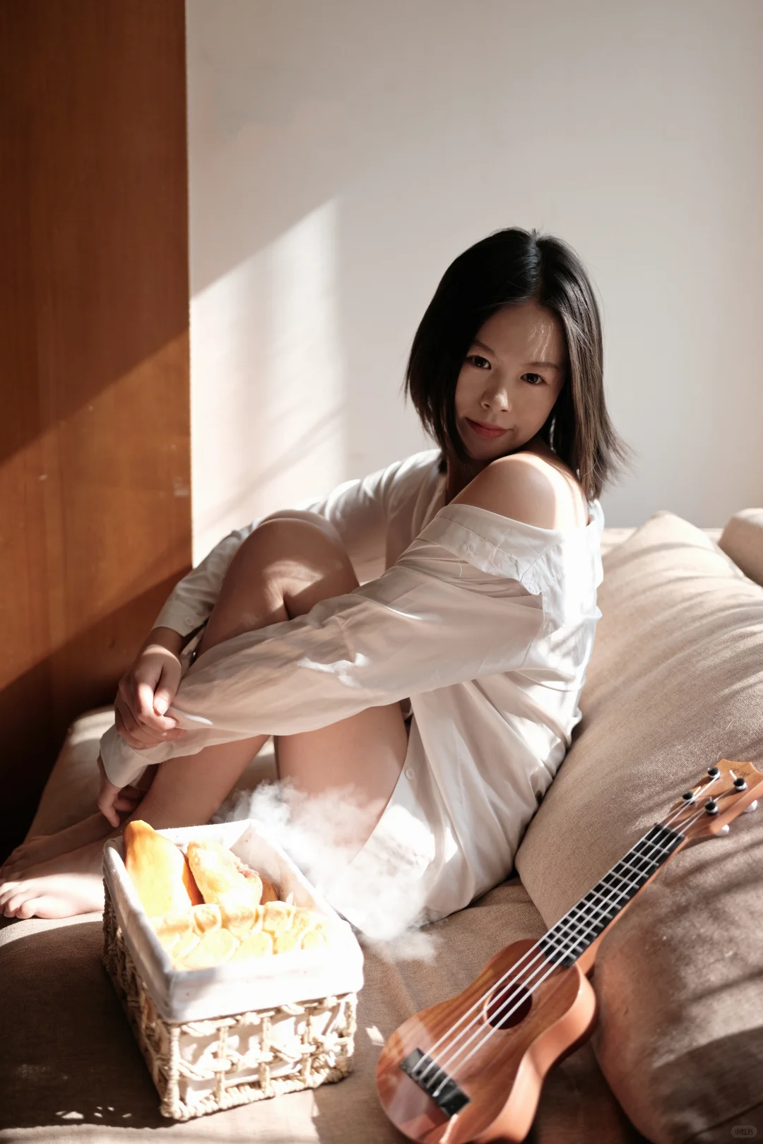 女摄拍的轻私房写真就是干干净净的感觉！