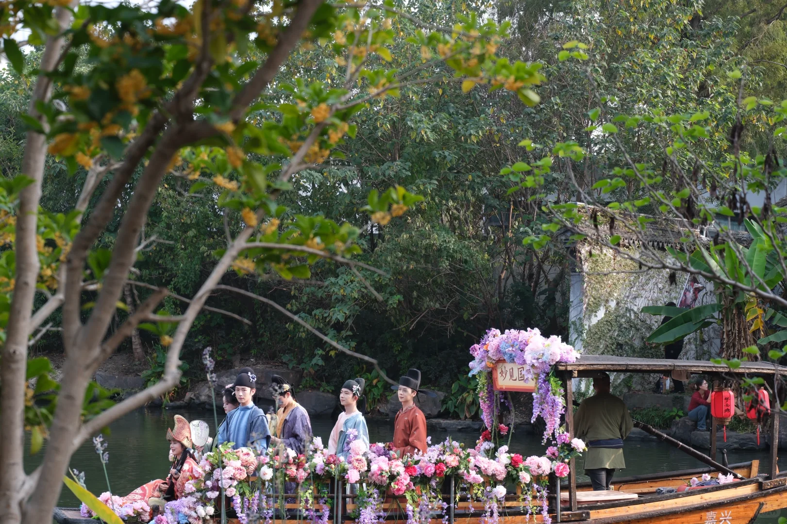 11月2捕捉到的汉服美女