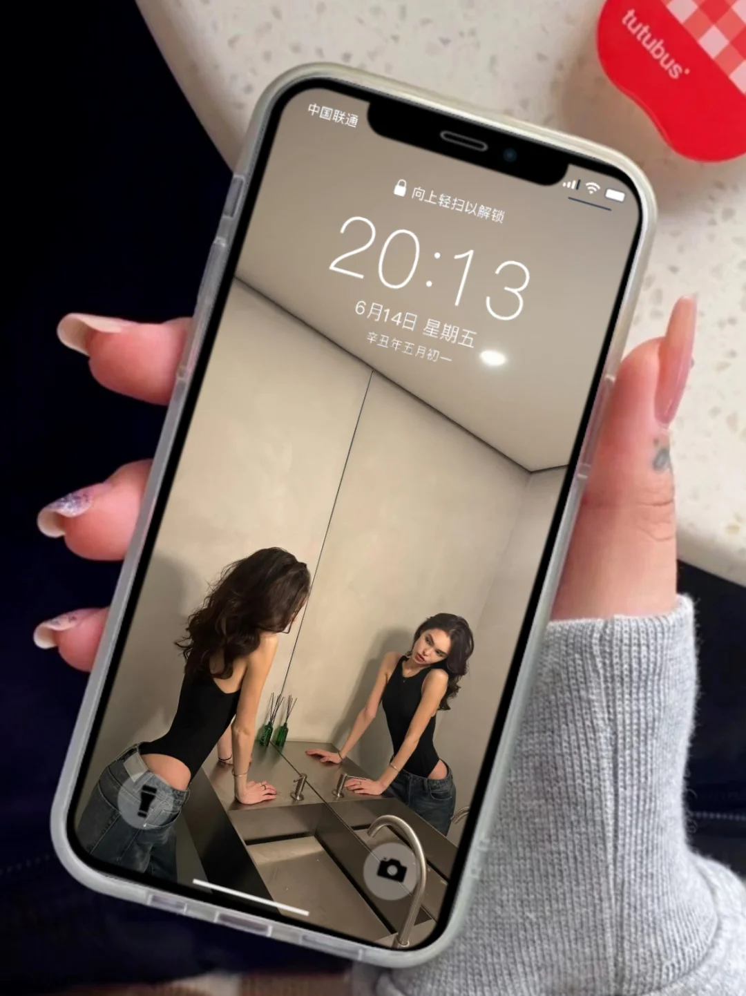 𝑾𝒆𝑪𝒉𝒂𝒕｜ins风简约壁纸