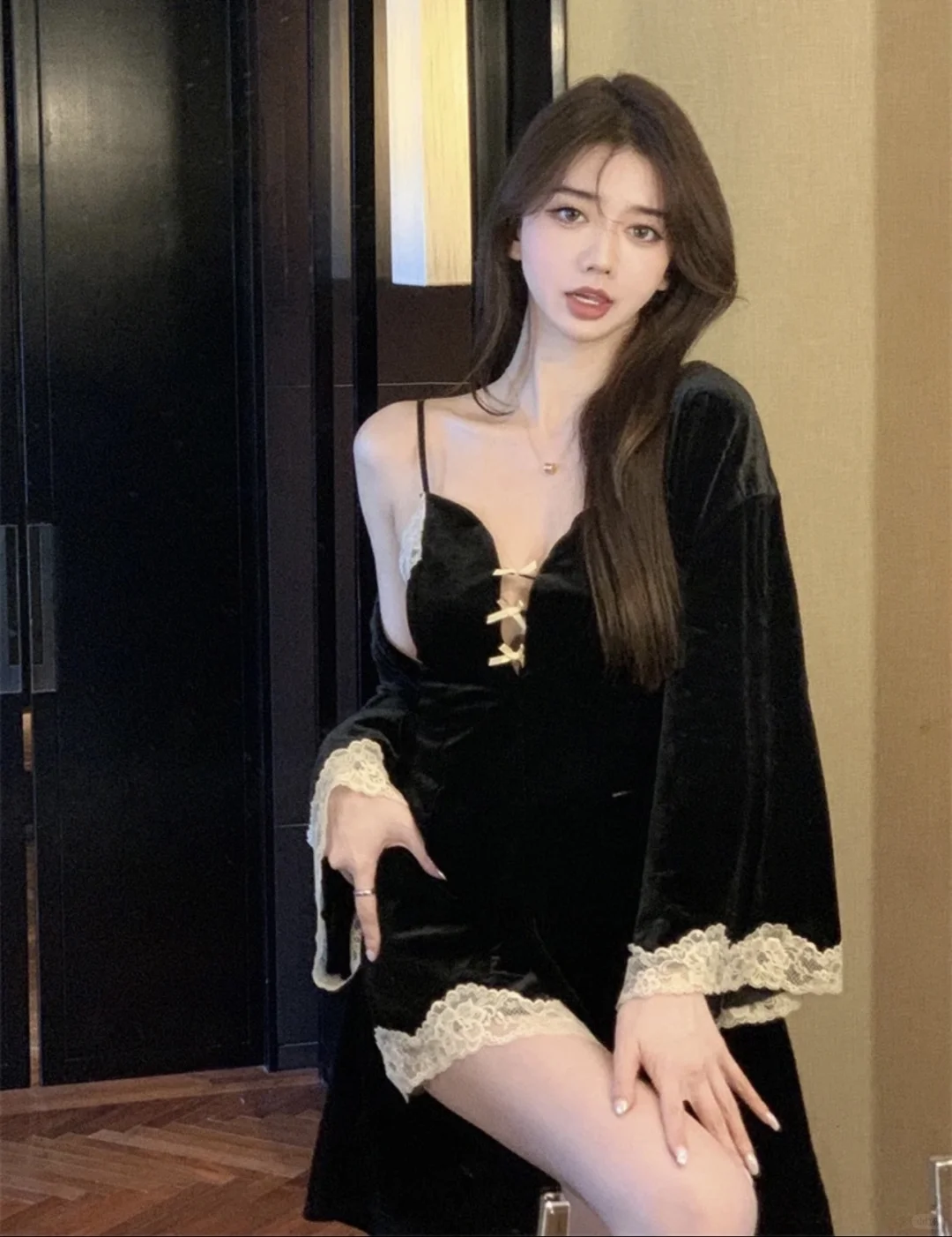 性感又神秘的黑色睡裙🖤