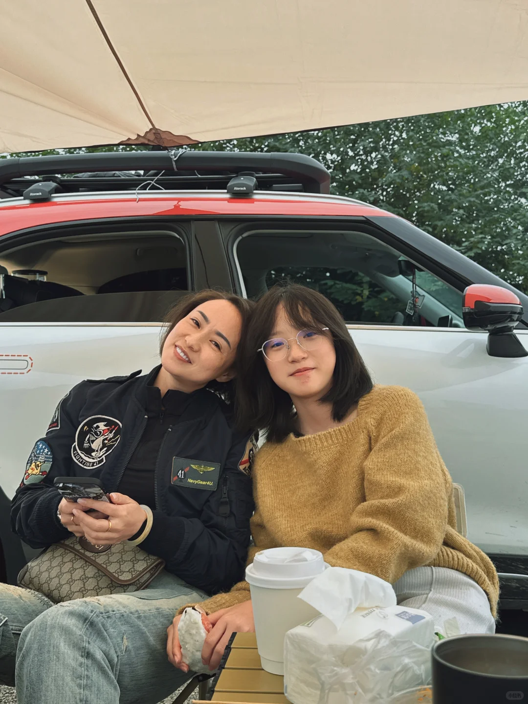 美女👸助阵的咖啡☕️摊位回头率💯💯