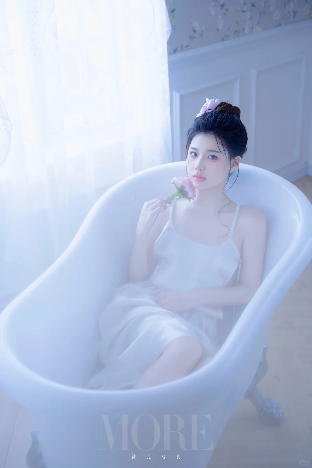 这是长沙女摄拍的纯欲私房！