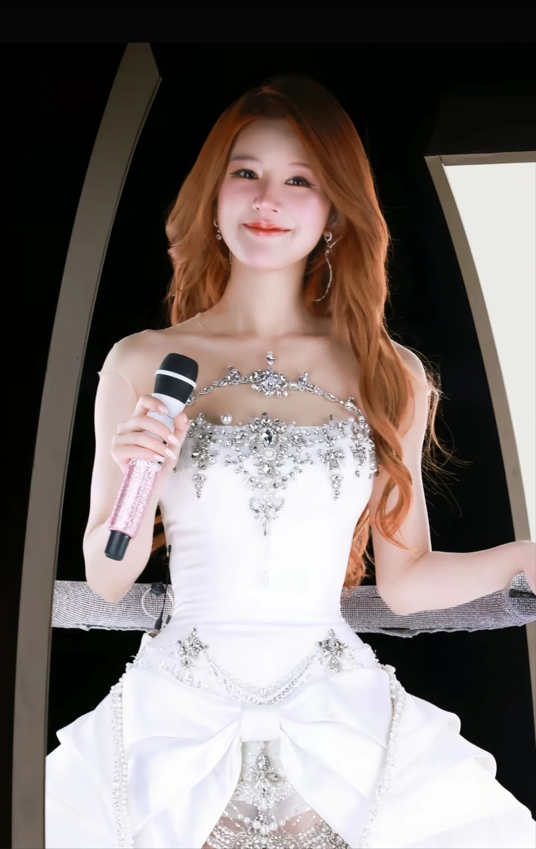 𝑾𝒆𝑪𝒉𝒂𝒕·赵露思壁纸｜愿你我 野性 自由