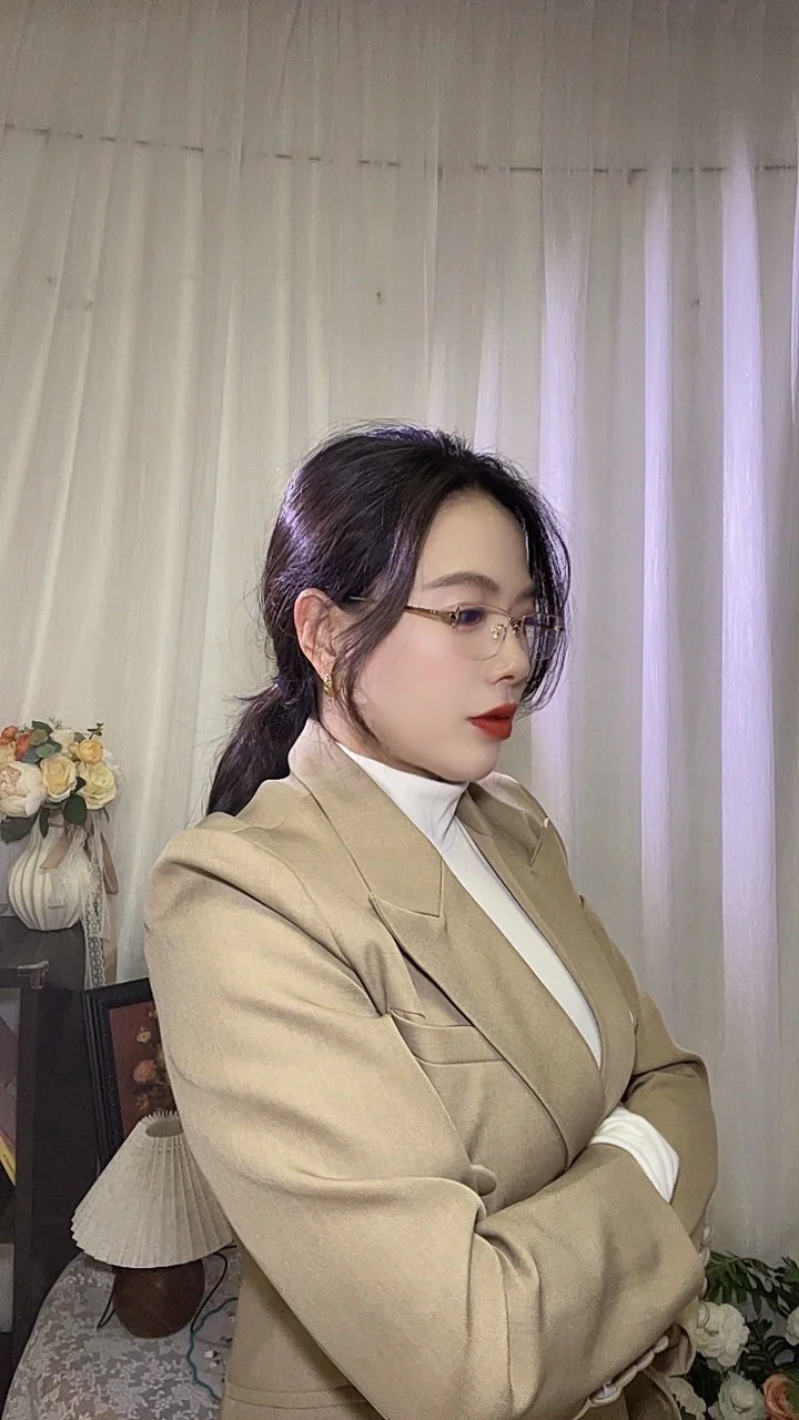 微胖少妇、反差感、气质御姐、佳人醉了、