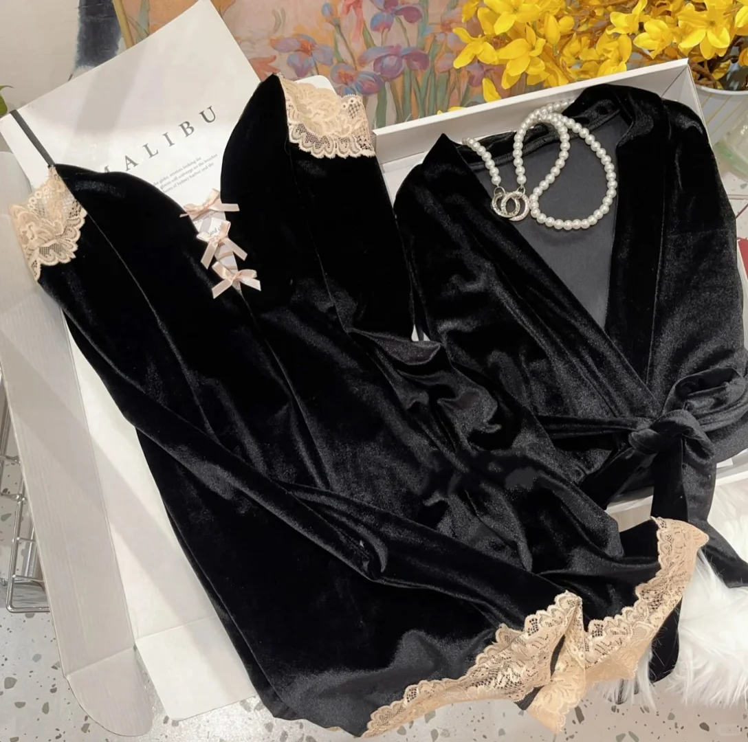 性感又神秘的黑色睡裙🖤