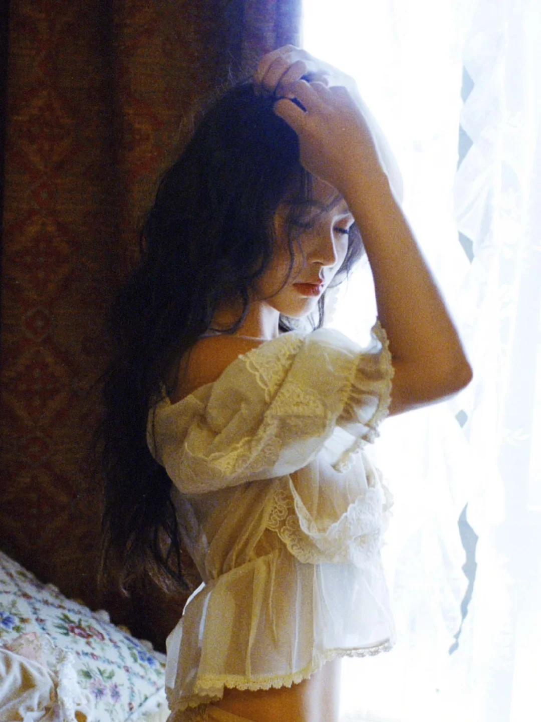 在氛围感这块没有对手‼️纯欲轻私房拿捏住了