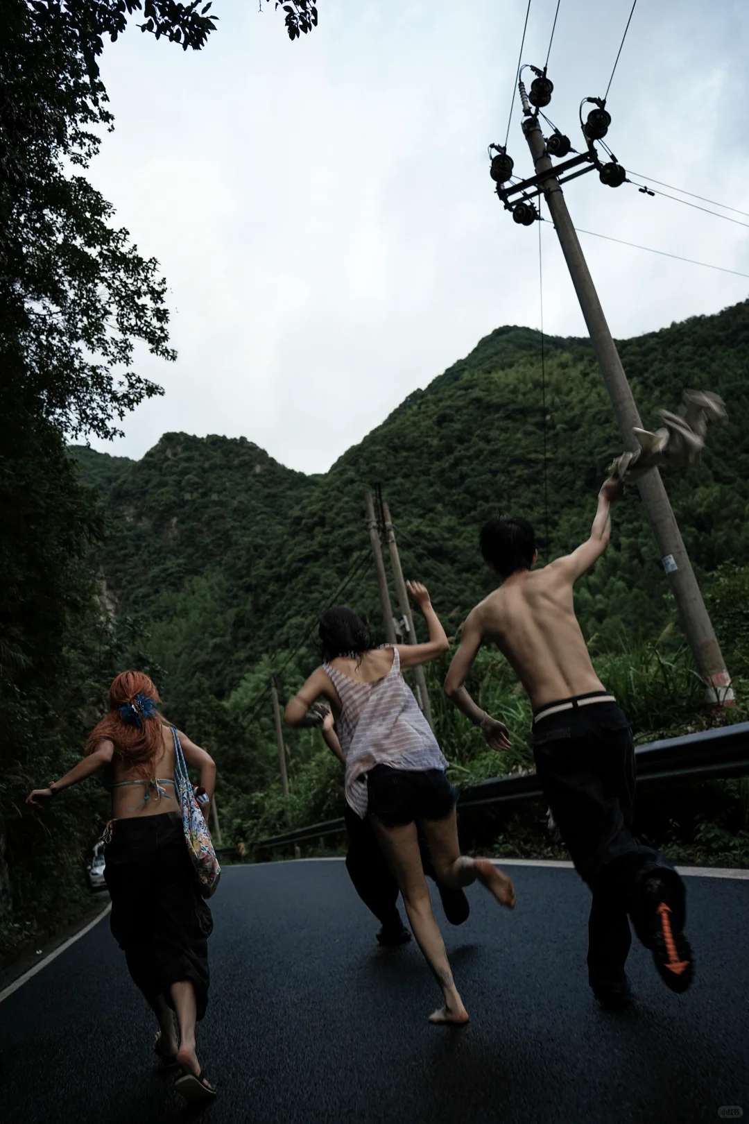 拥抱热烈的夏天