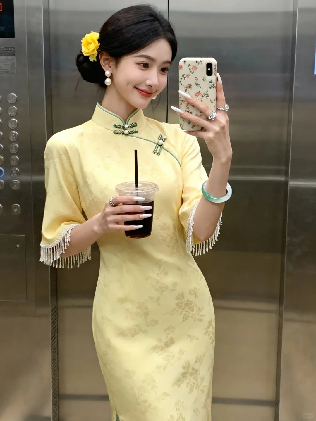 被鹅黄色💛温柔到了