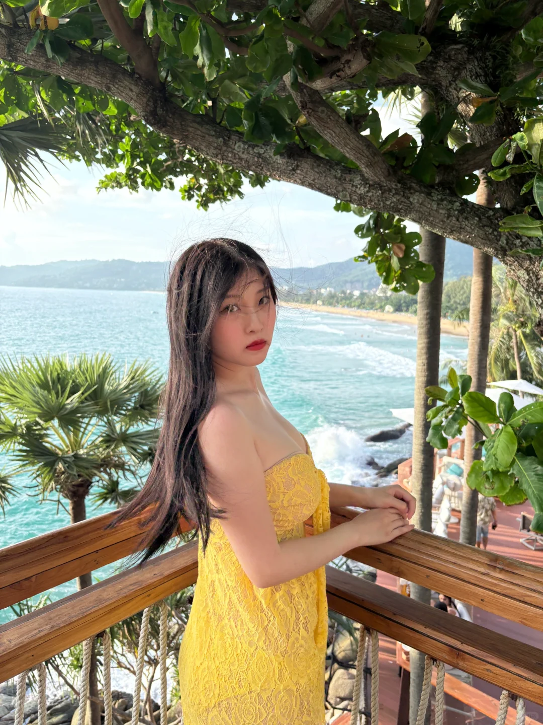 蛋黄的长裙 美丽的盛夏