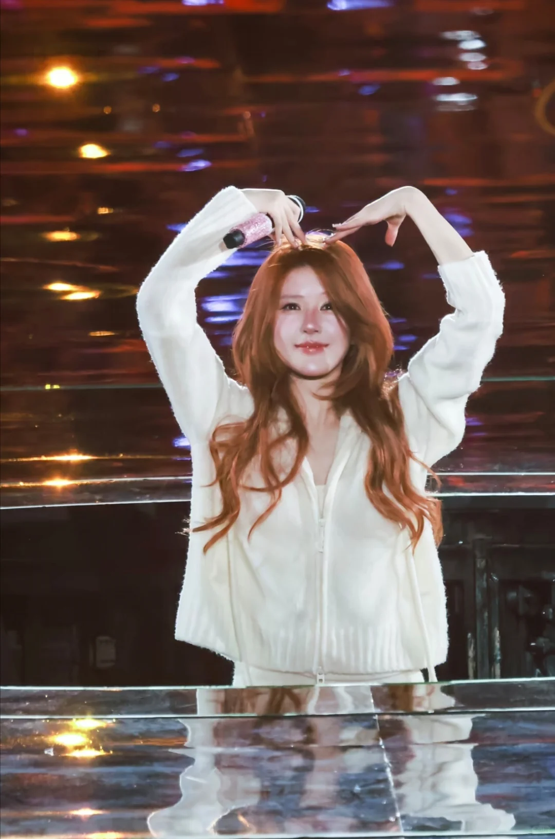 𝑾𝒆𝑪𝒉𝒂𝒕·赵露思壁纸｜愿你我 野性 自由