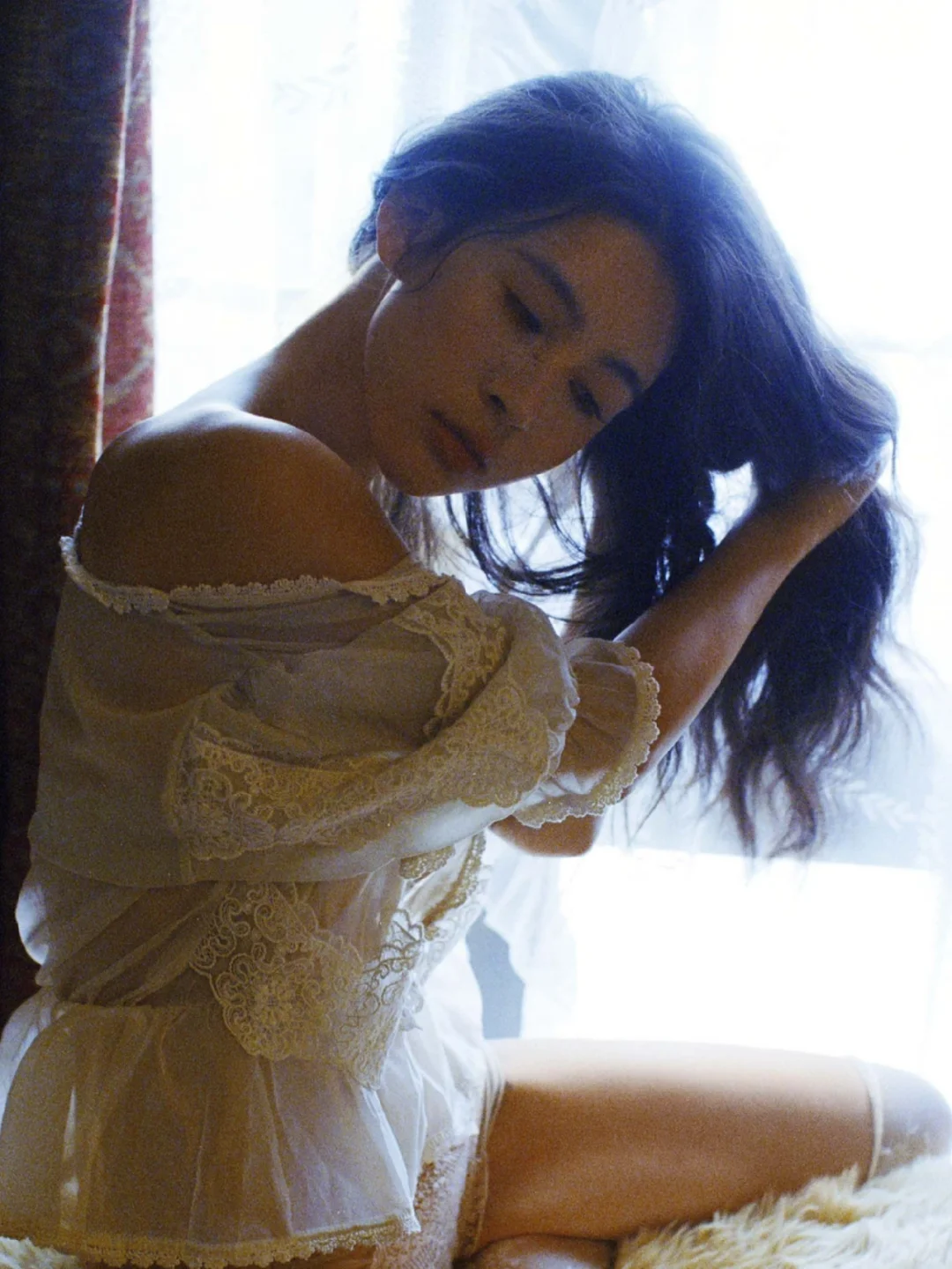 在氛围感这块没有对手‼️纯欲轻私房拿捏住了