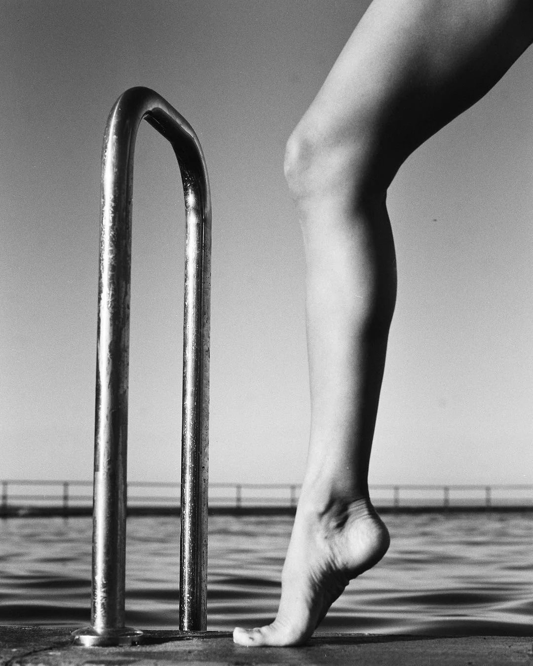 摄影分享|黑白镜头下的身体