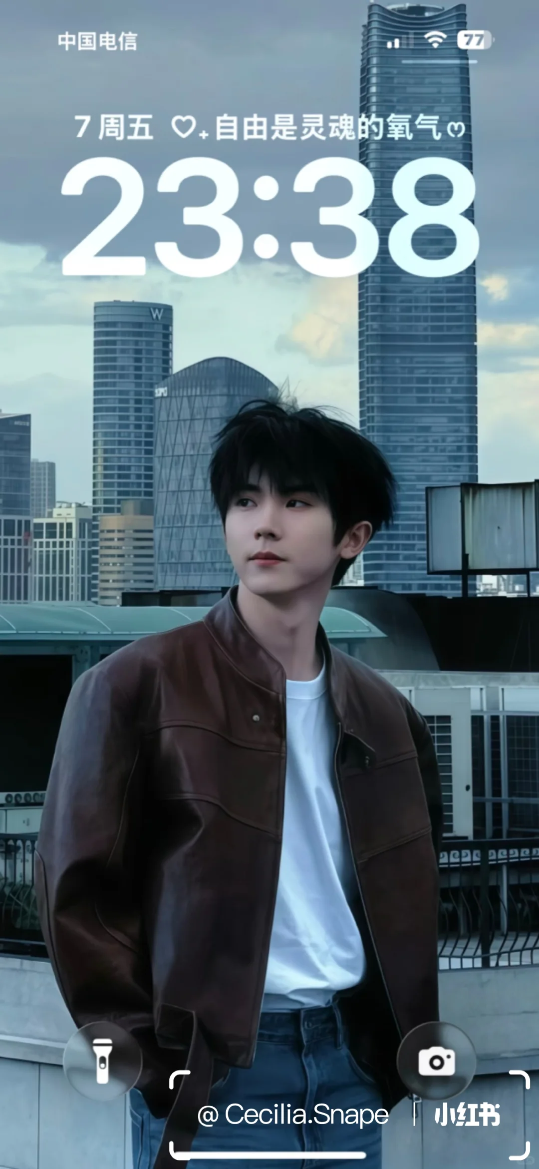 谁还没换上马哥这张壁纸！！！