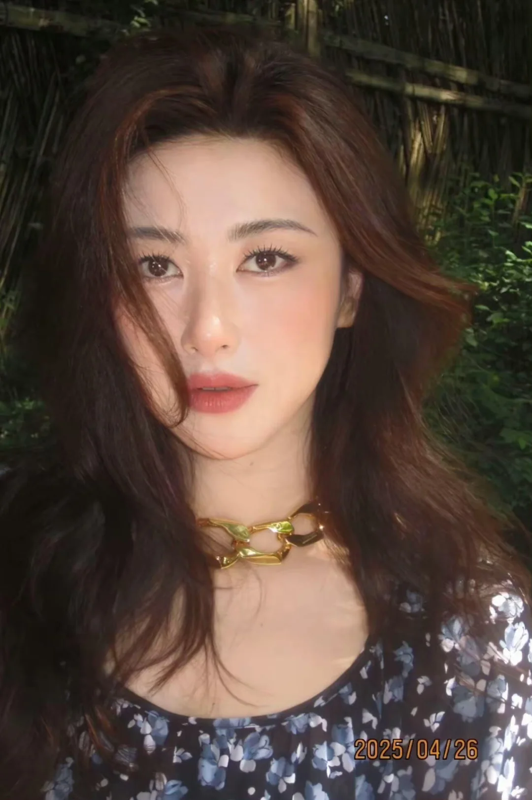 好喜欢朱珠的气质，成熟知性又带些妩媚