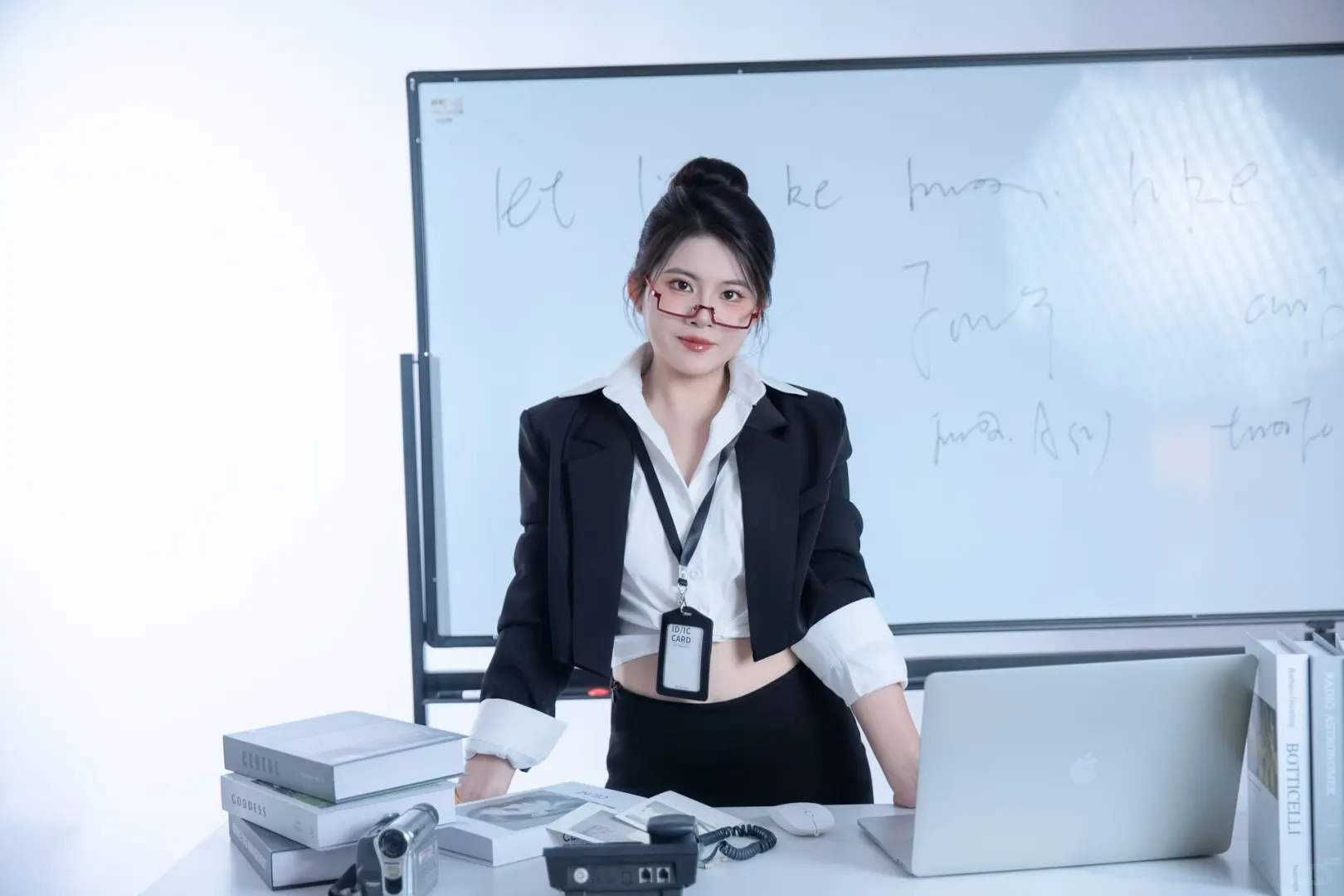 麻辣女教师开课啦👩‍🏫