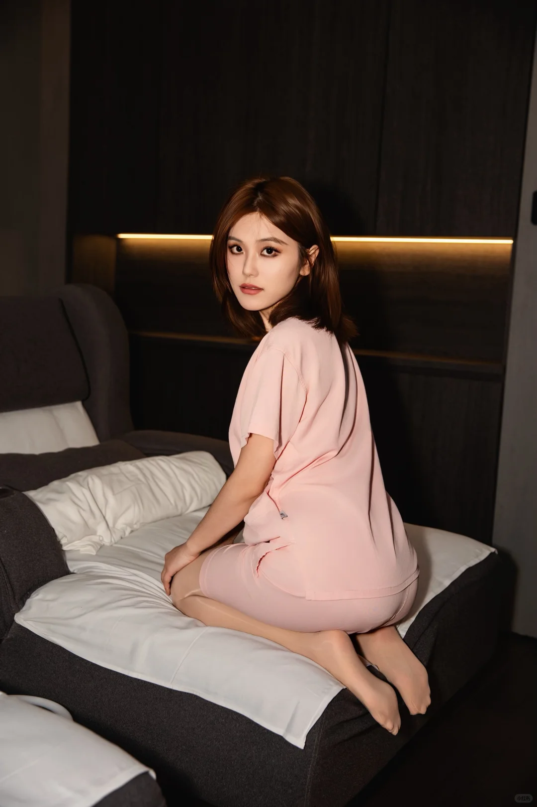 听说穿肉丝有人妻感