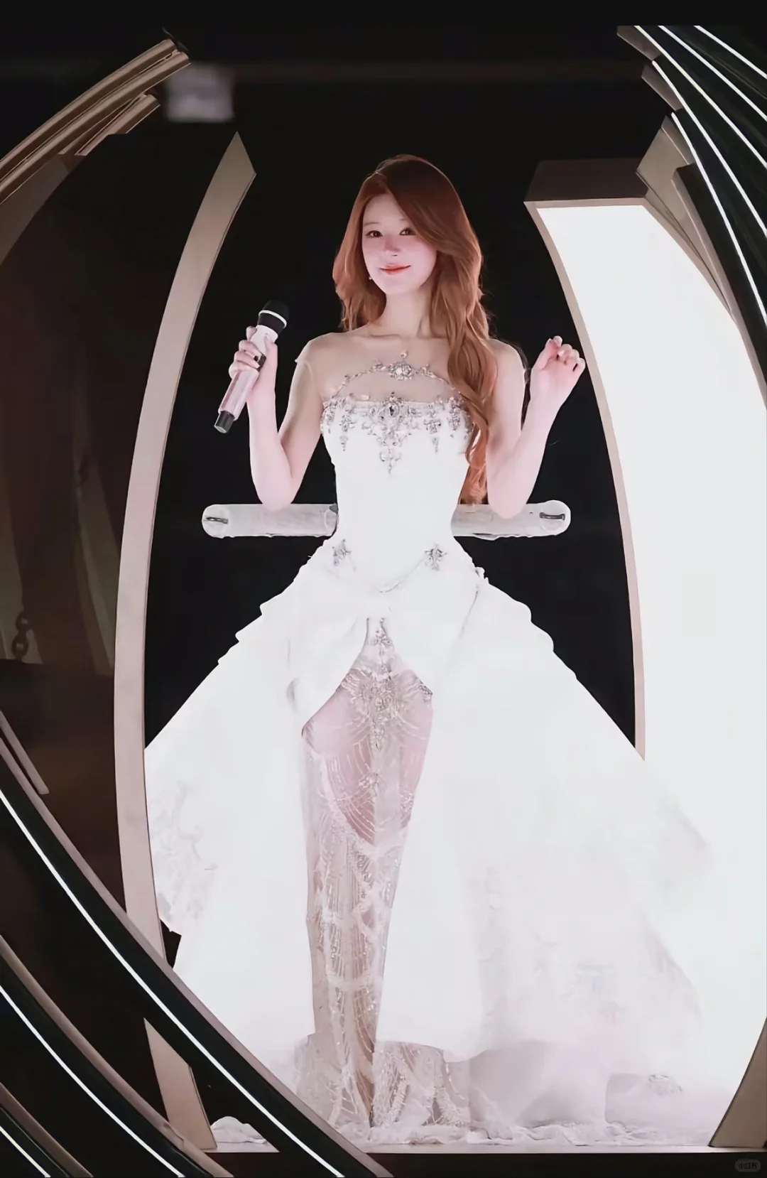 𝑾𝒆𝑪𝒉𝒂𝒕·赵露思壁纸｜愿你我 野性 自由