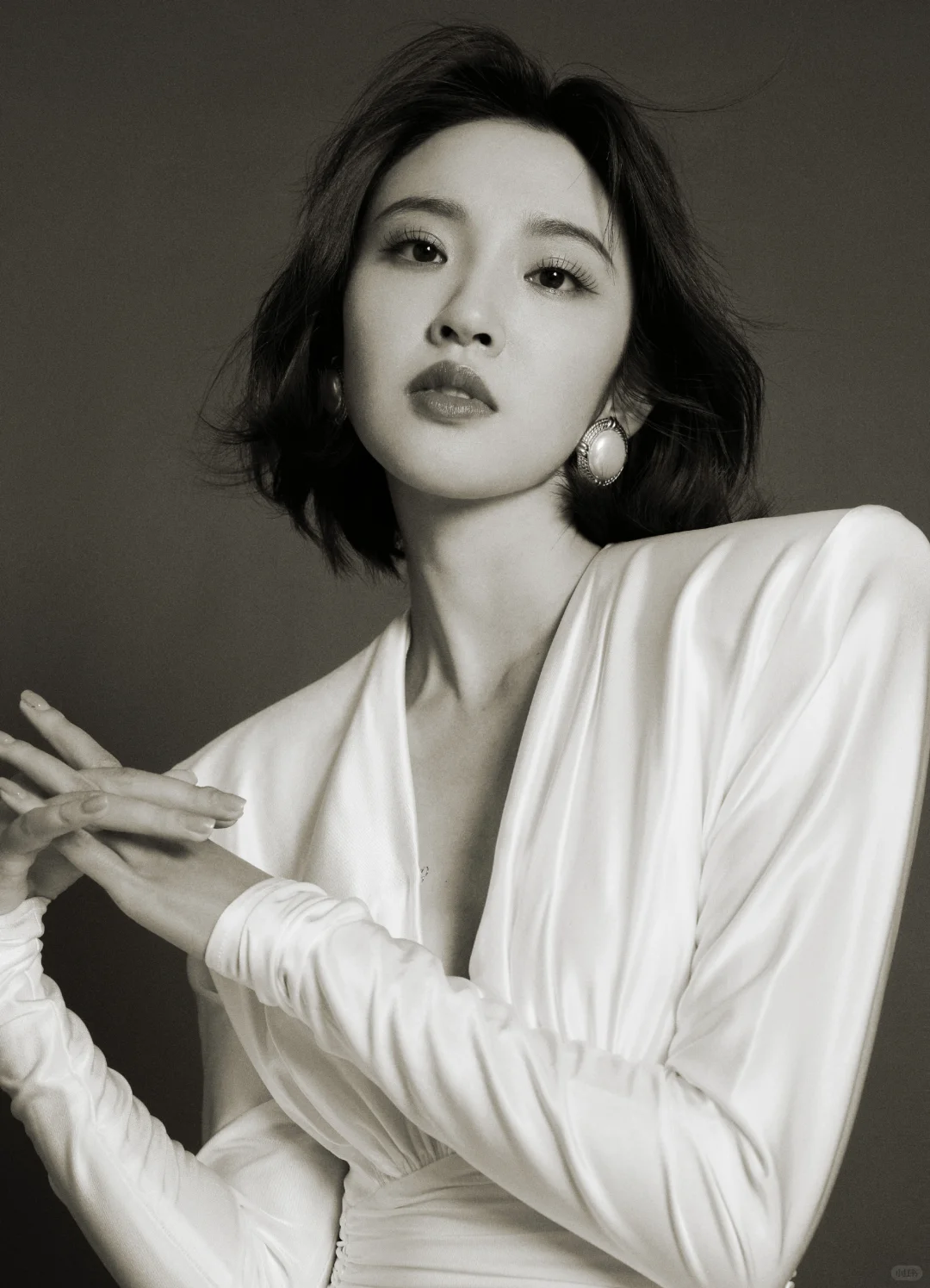 唐艺昕 甜妹变御姐身材放大镜