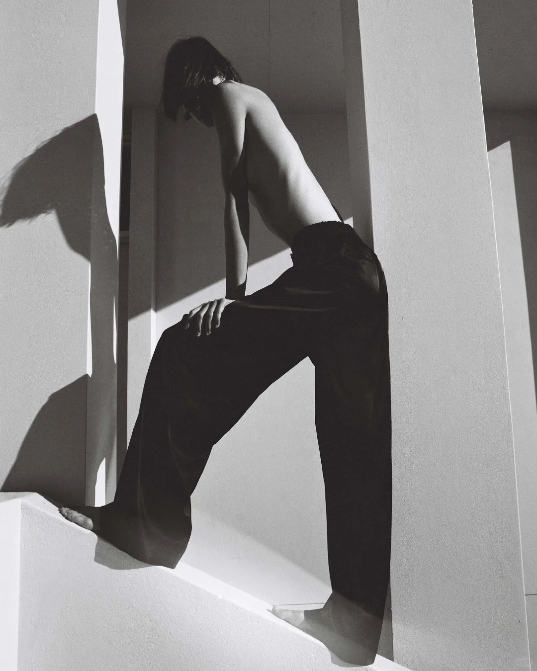 摄影分享|黑白镜头下的身体