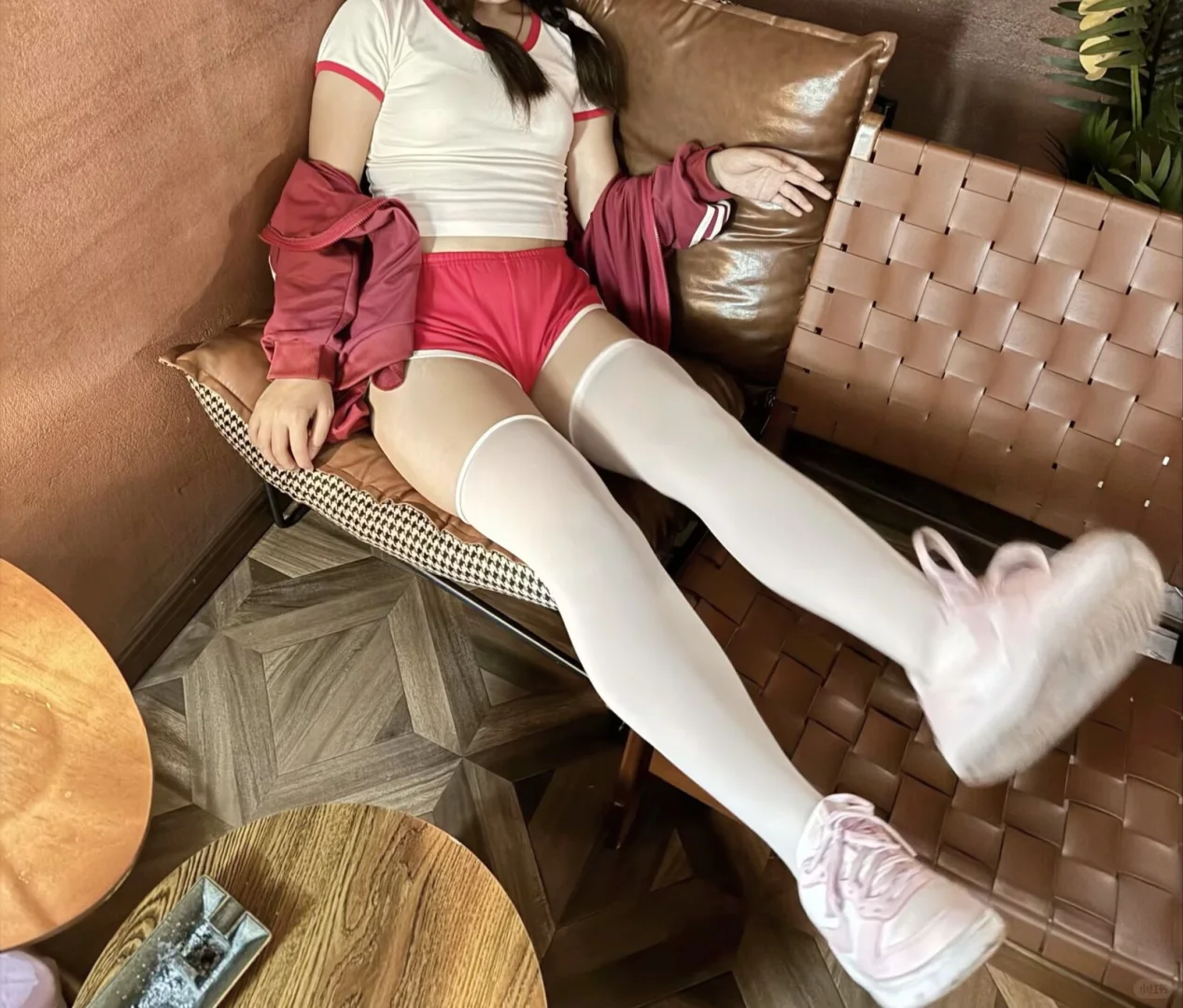 过膝袜好好看呀