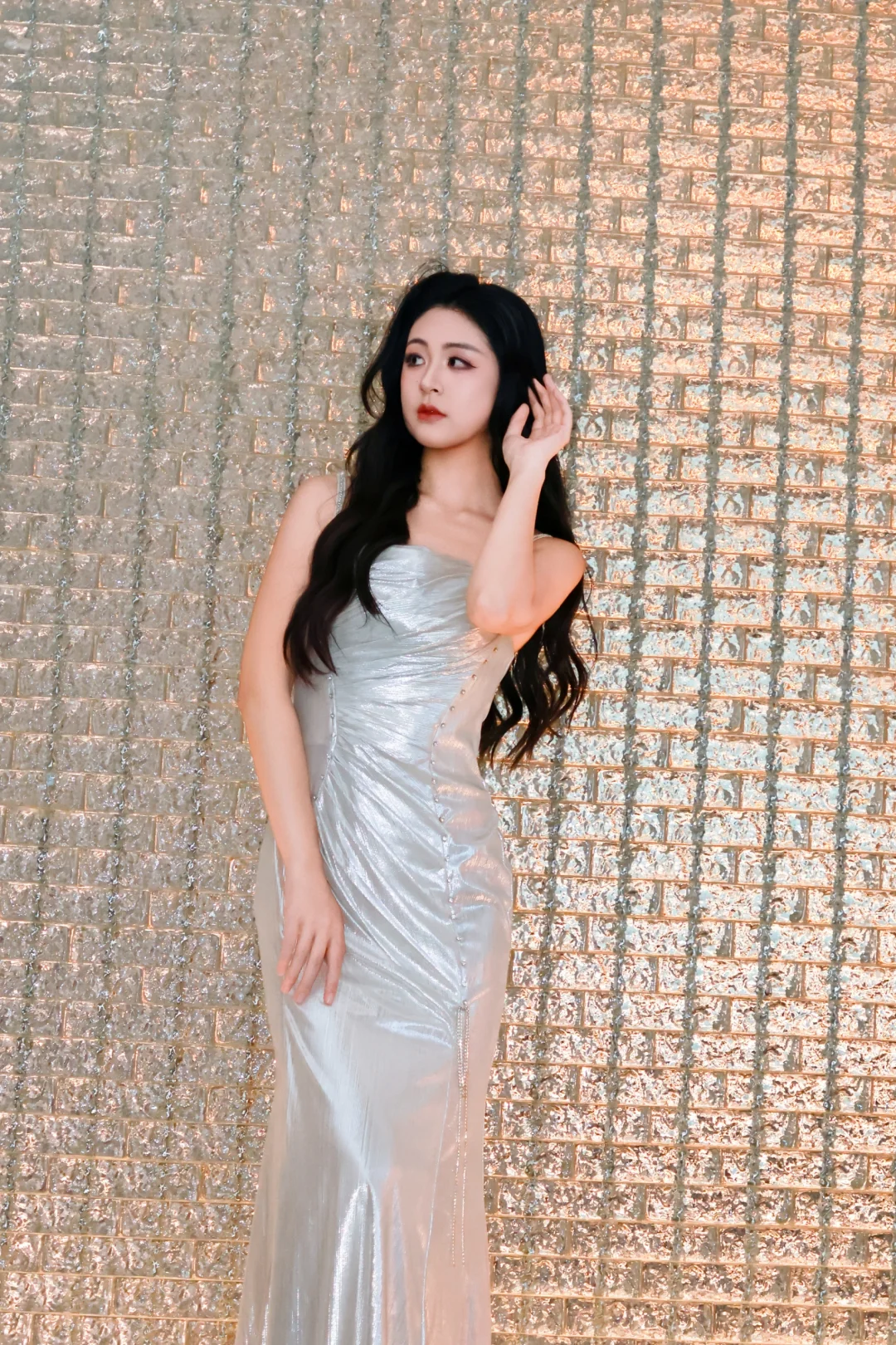 论我的摄影师把敬酒服拍成写真