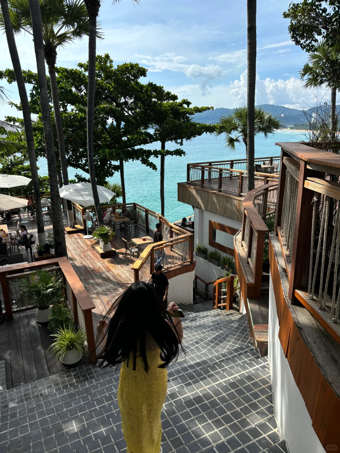 蛋黄的长裙 美丽的盛夏