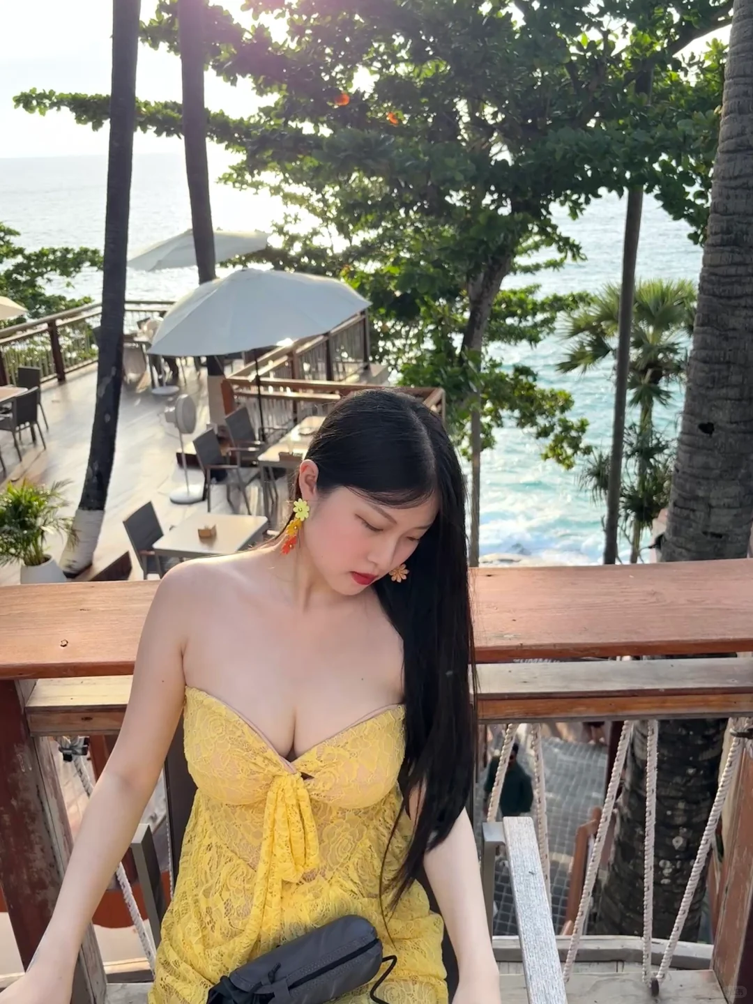 蛋黄的长裙 美丽的盛夏