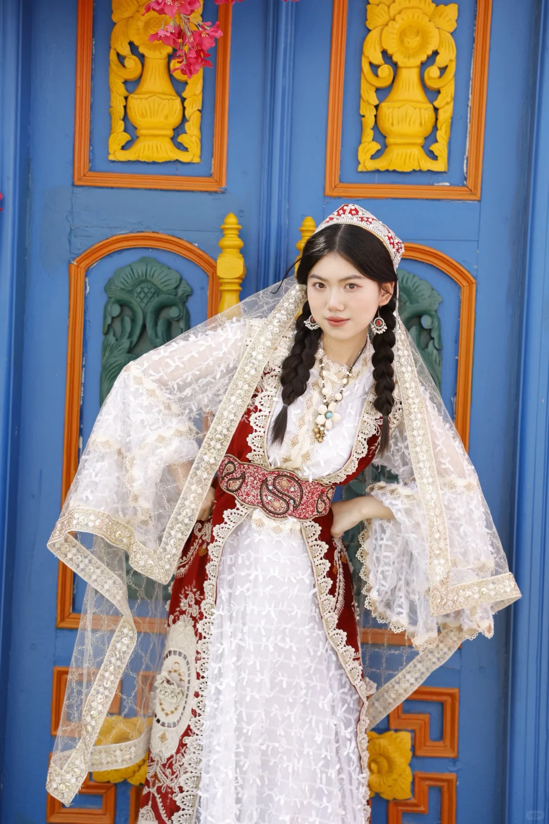 00后女大测评写真馆1——新疆印象巴扎旅拍