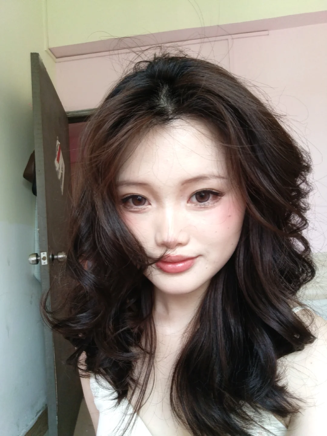 露一点点沟难道就变成罪人了？