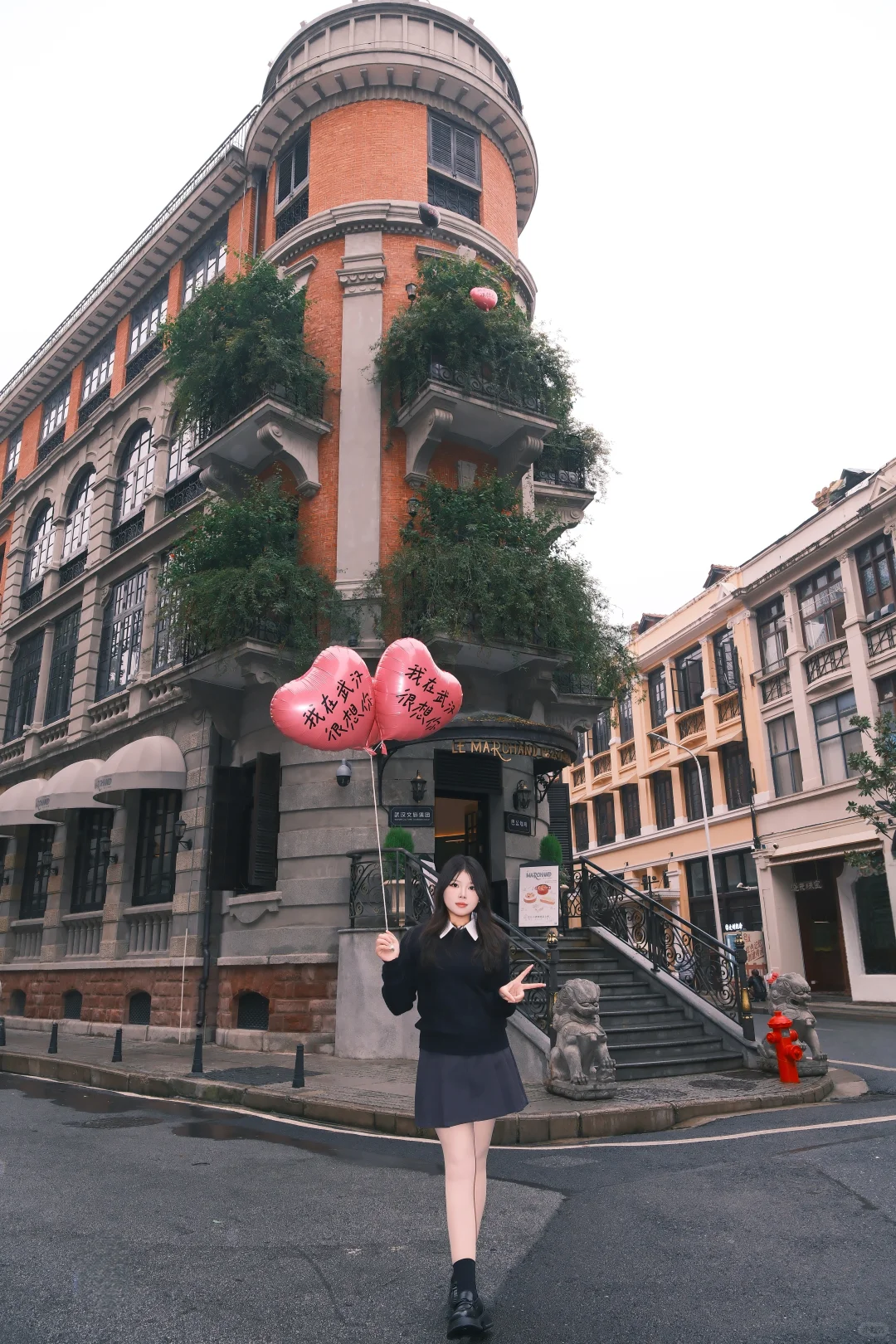 武汉跟拍 黎黄陂路 超会引导富士女摄149💰