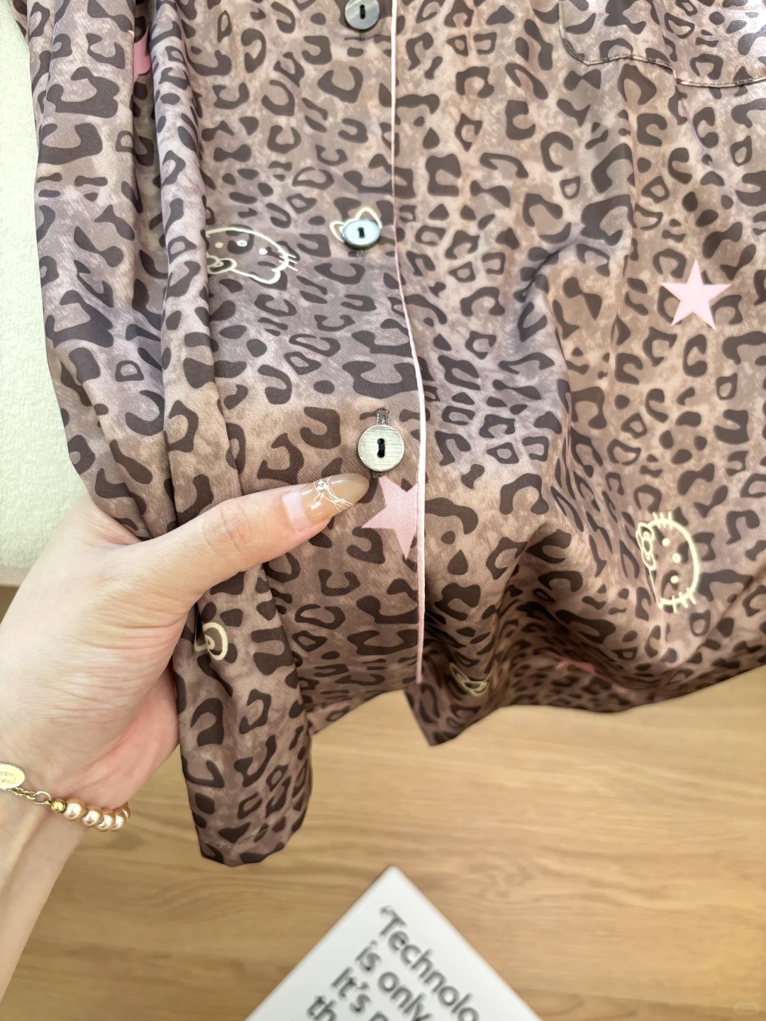 今天是粉豹纹kitty女明星💗✨好甜好可爱～