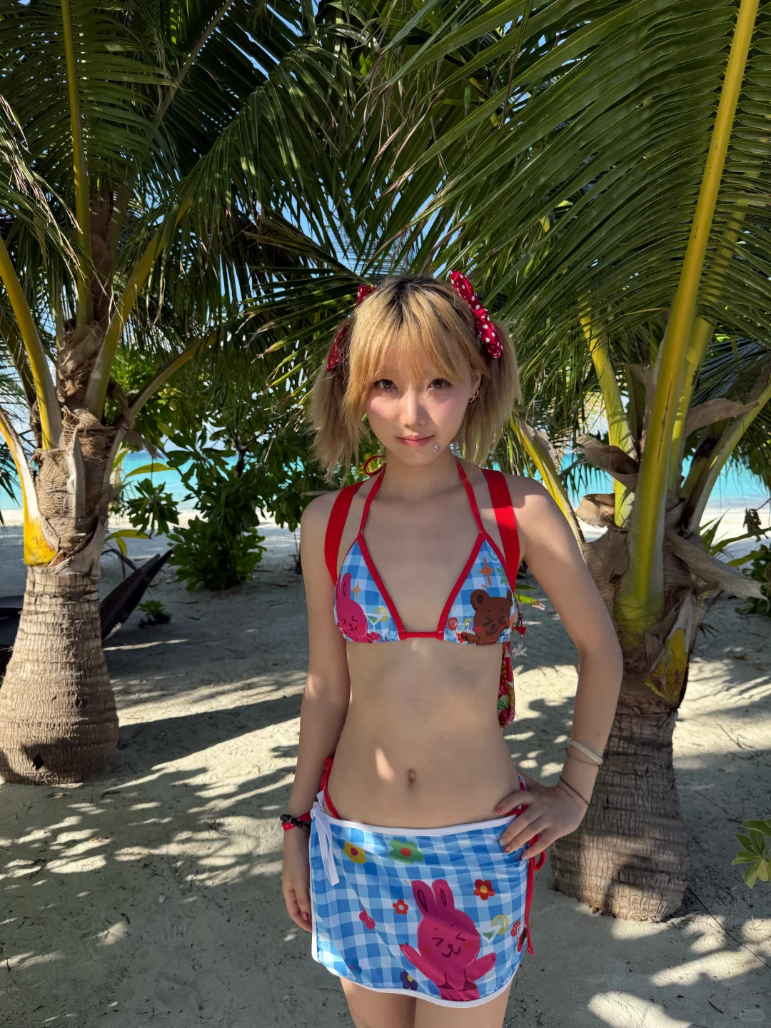 ◍´മ⩊മ`◍ ٛ𐙚萌萌出现在海边