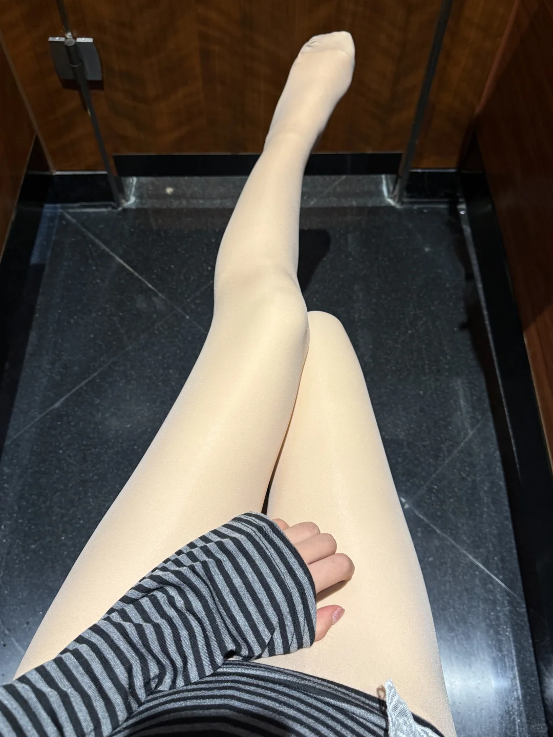 这个肉色丝袜真的太好穿了！！