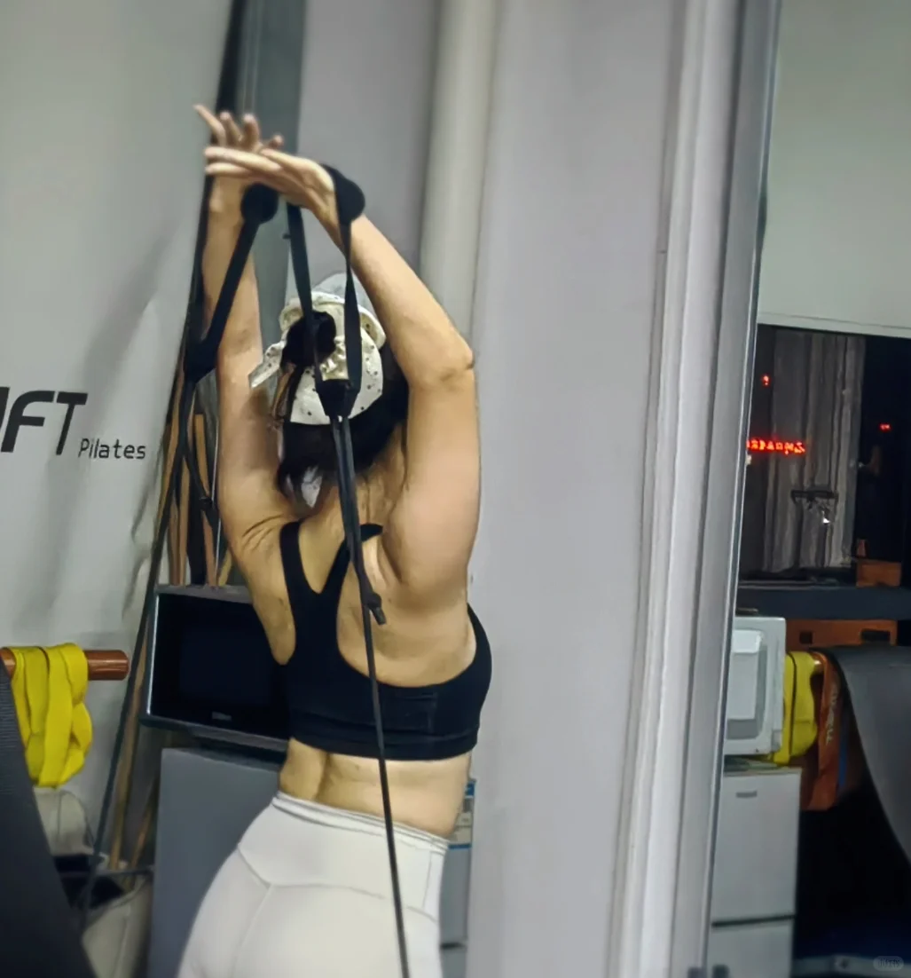 丝袜的季节开始了