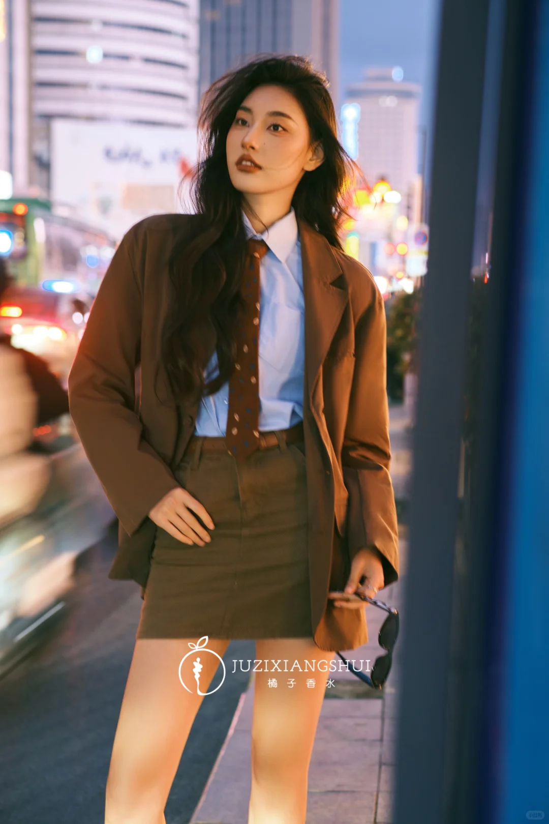 夜景氛围感写真、氛围感拉满