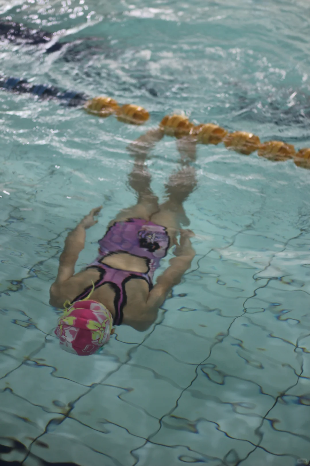 长训娃121cm45斤泳衣尺码参考，日常+比