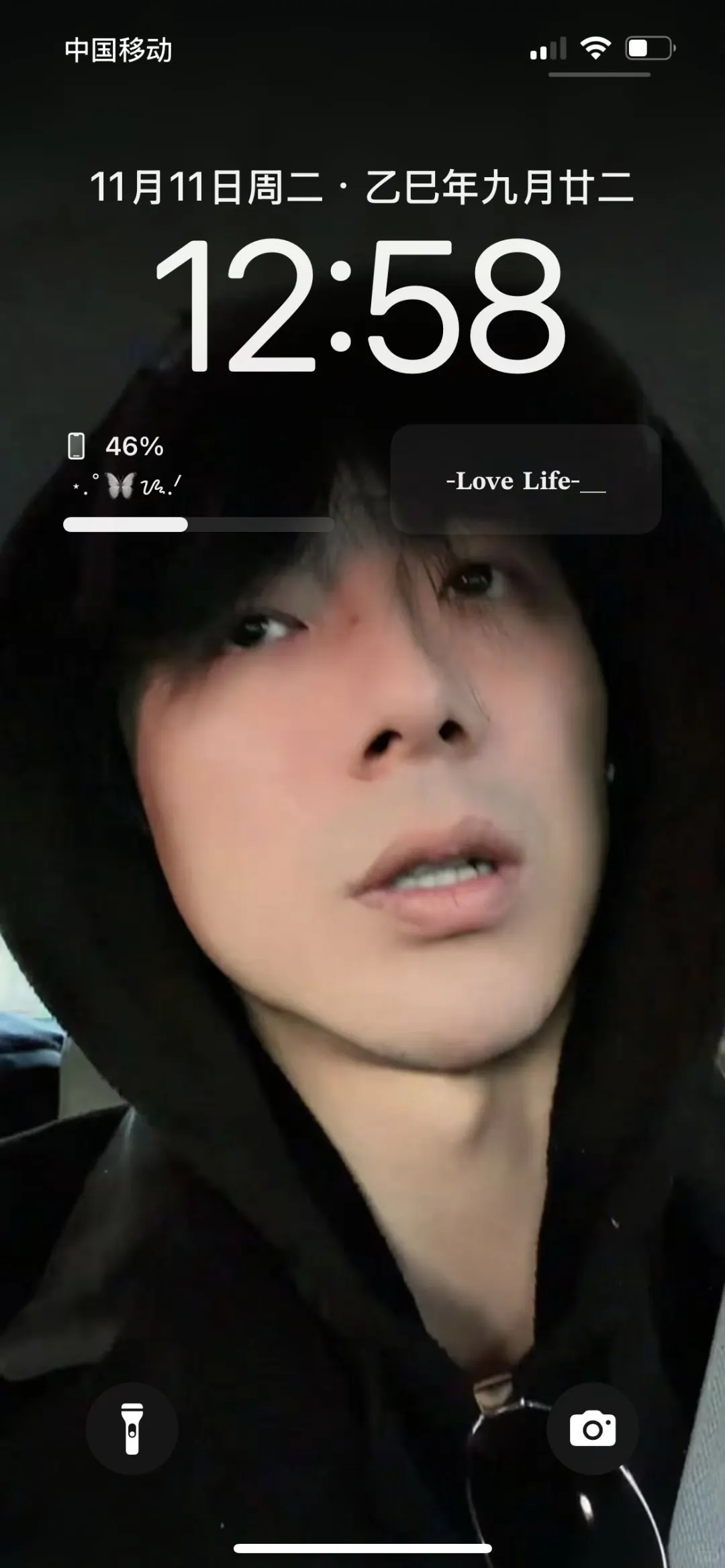 被这个壁纸帅到了！😭😭😭