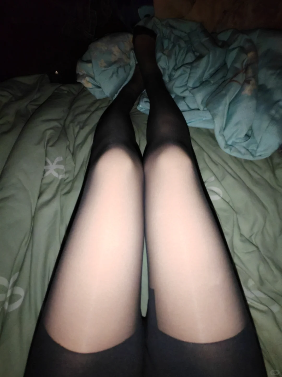 就这个黑丝加绒爽，非常自然