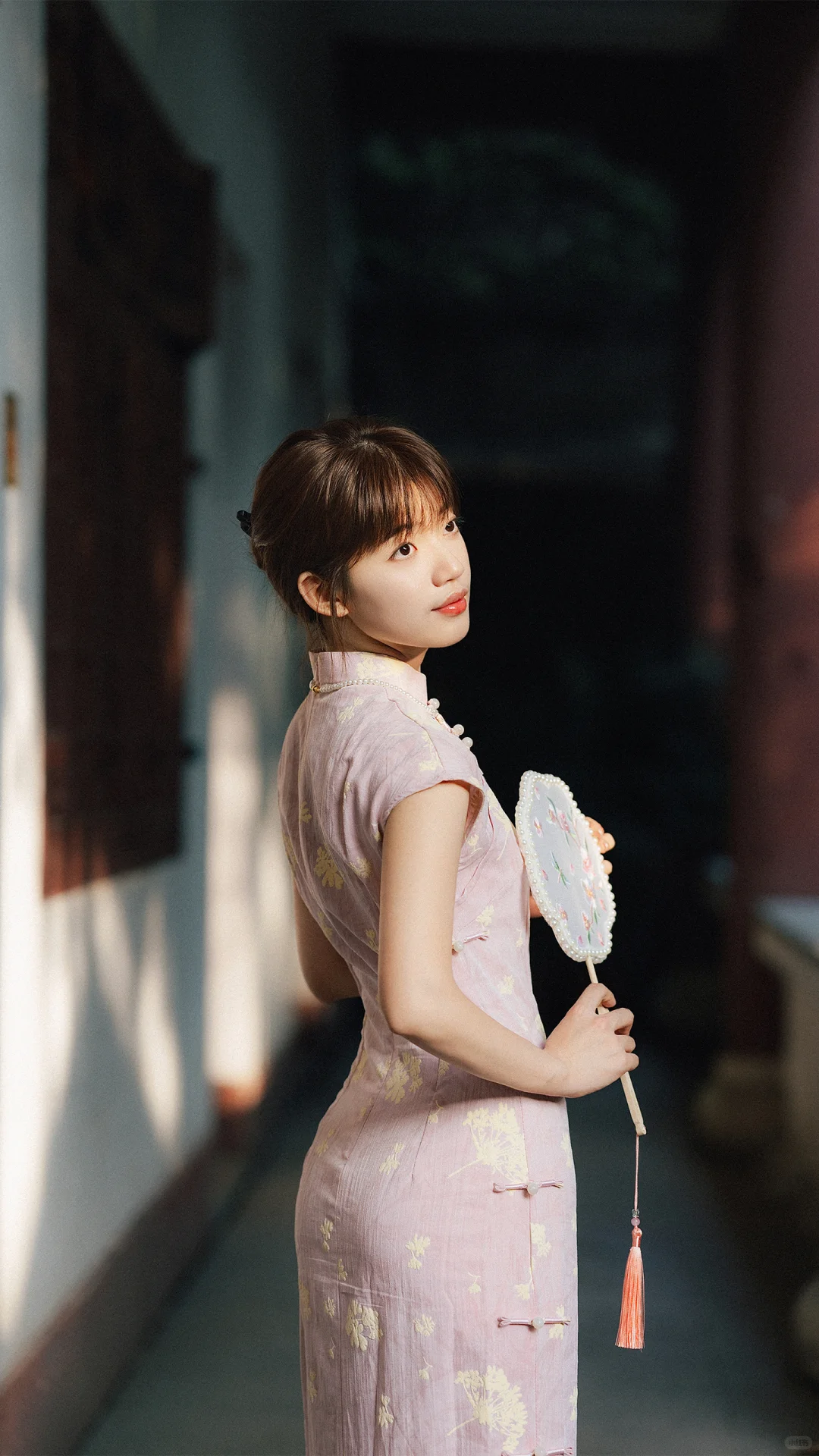 衣沾秋意浅 花与暖阳闲‖旗袍写真