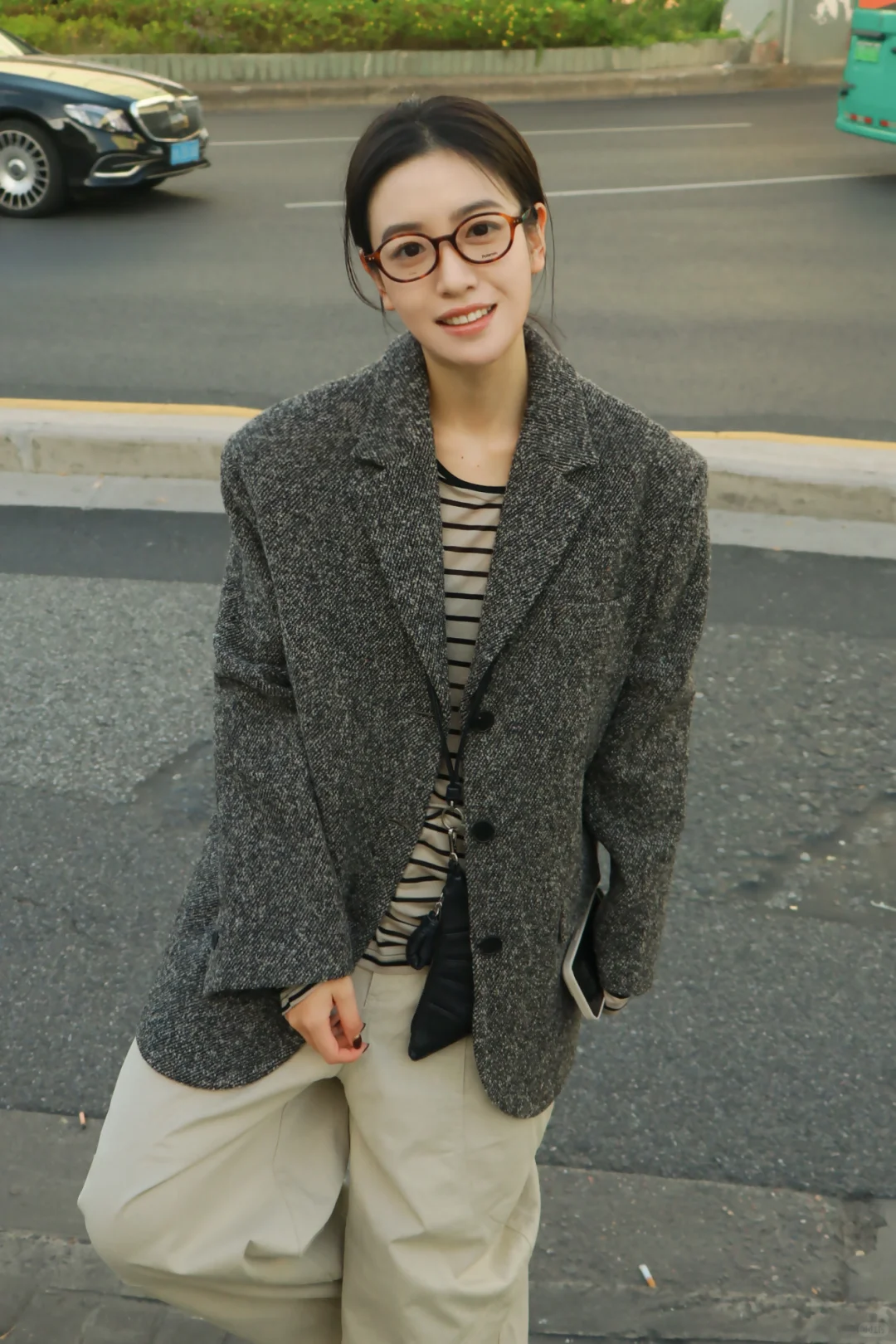 帮我生成一张韩系美女的照片