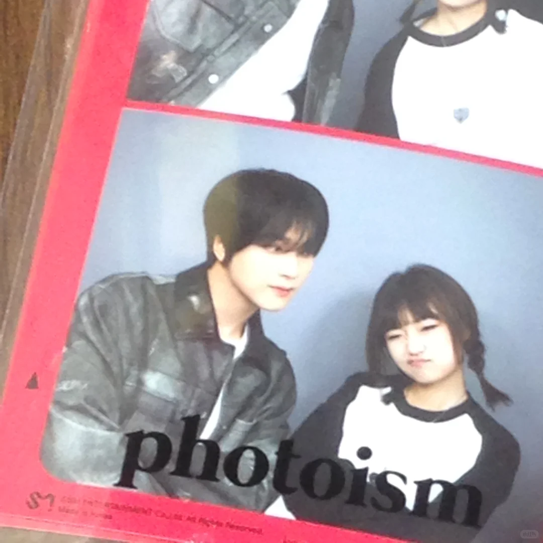 拍了photoism就要做成壁纸吧！🤍😭