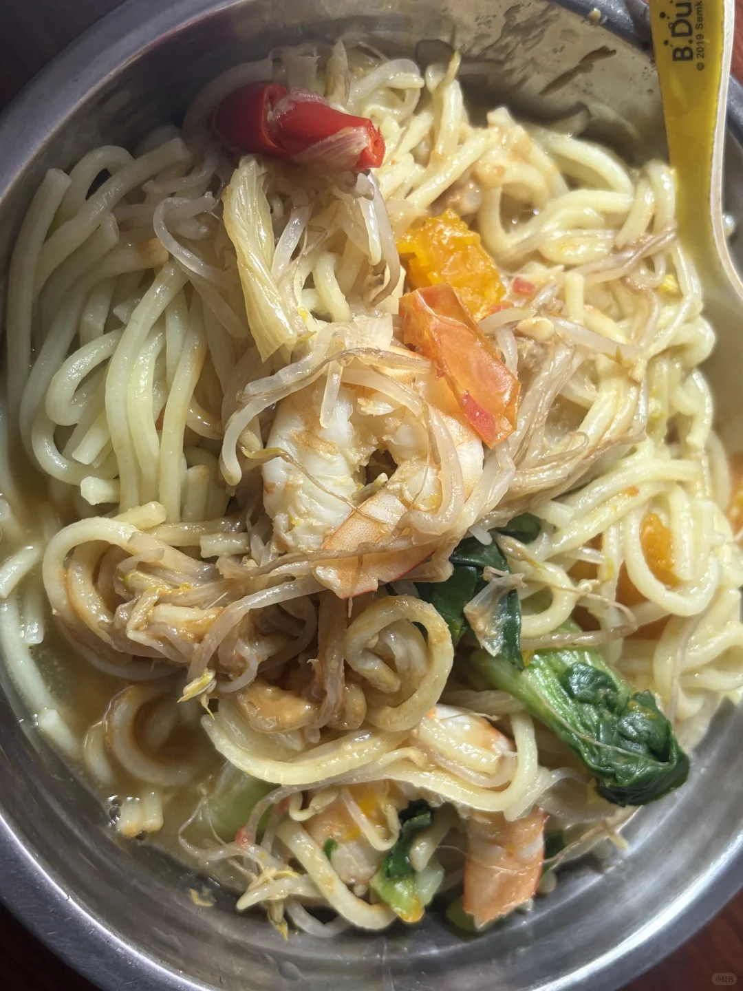 比基尼运动员非赛季：饮食多样性