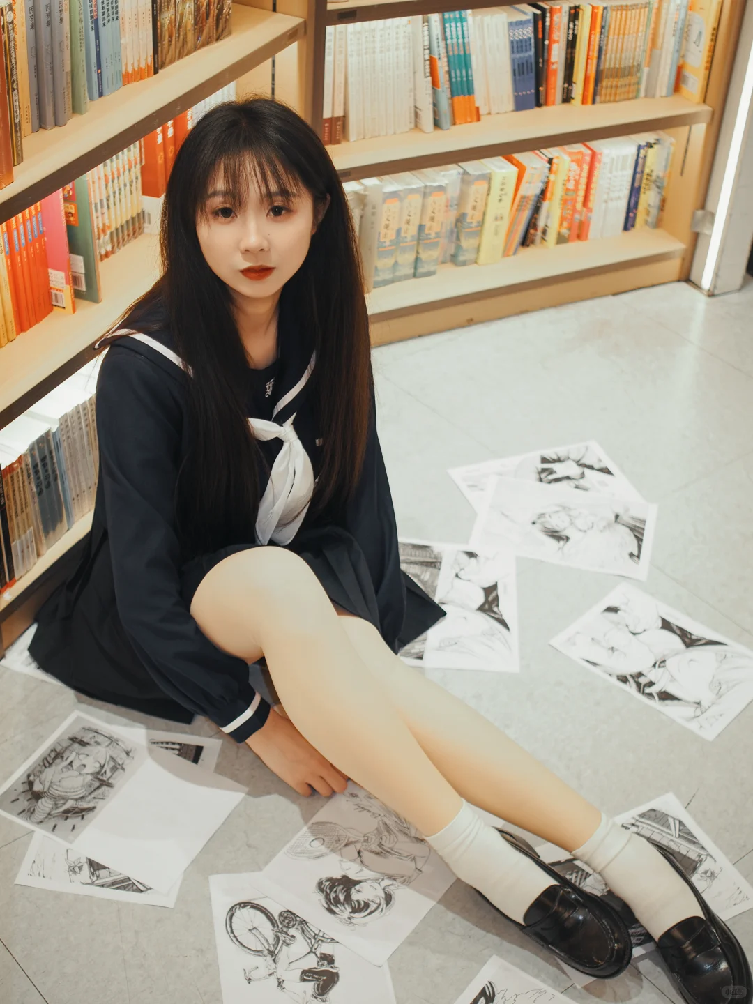 放学别走📚去看图书馆里的水手服学姐