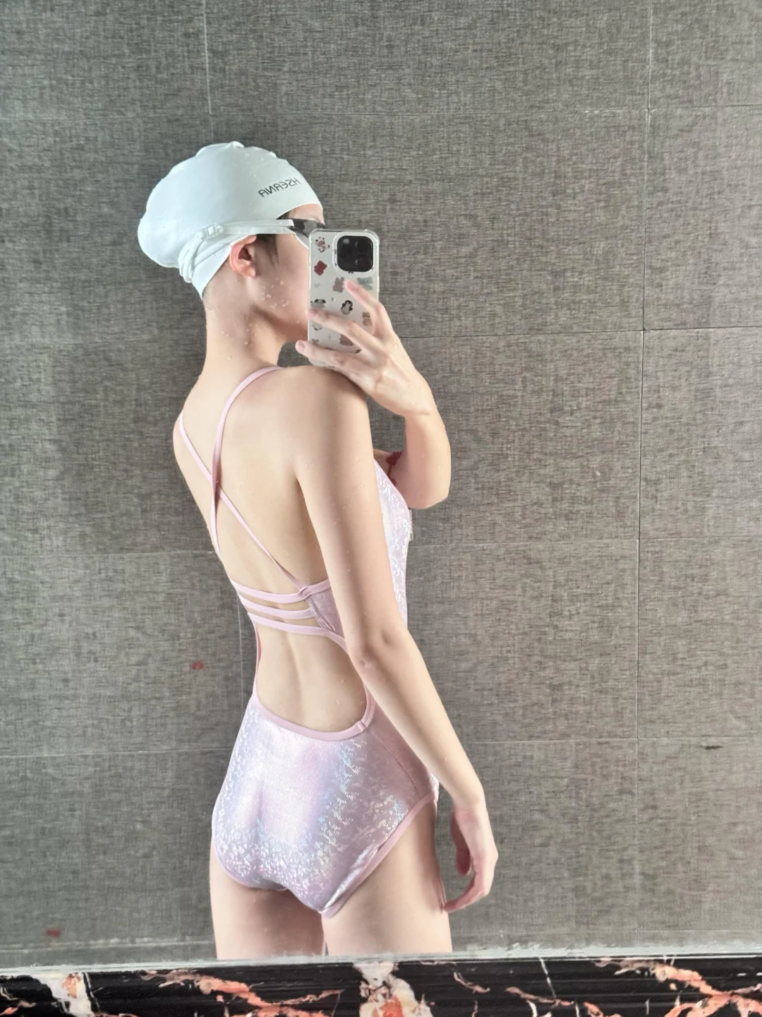 新装备是游泳的动力！😎