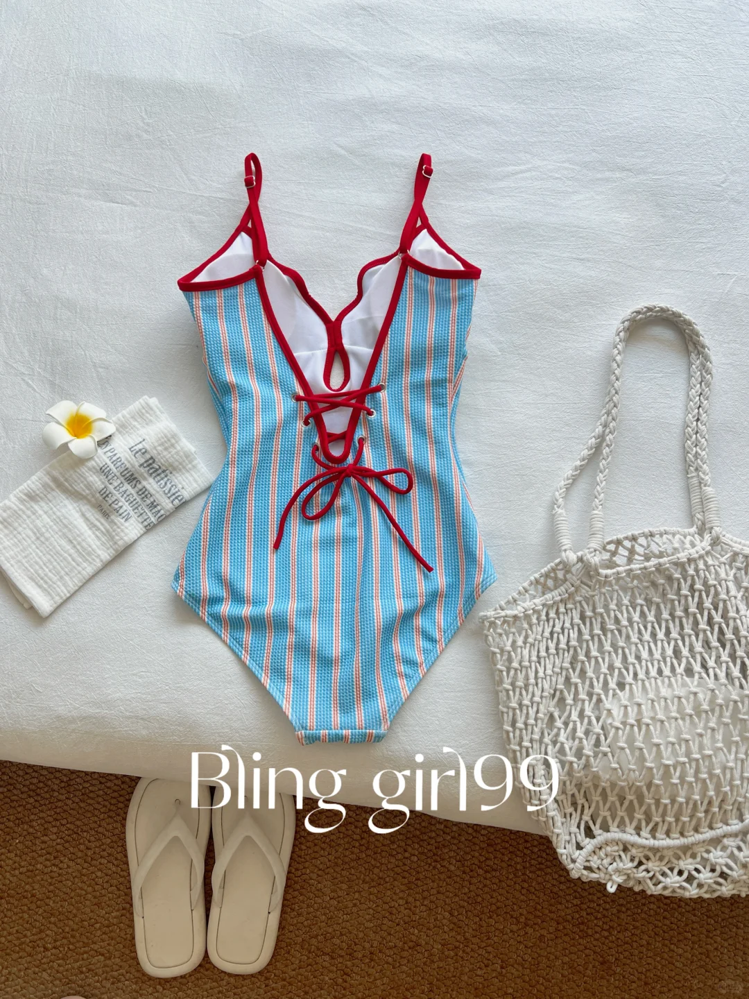 海边度假穿搭！♥️蓝红cp色条纹泳衣好chill