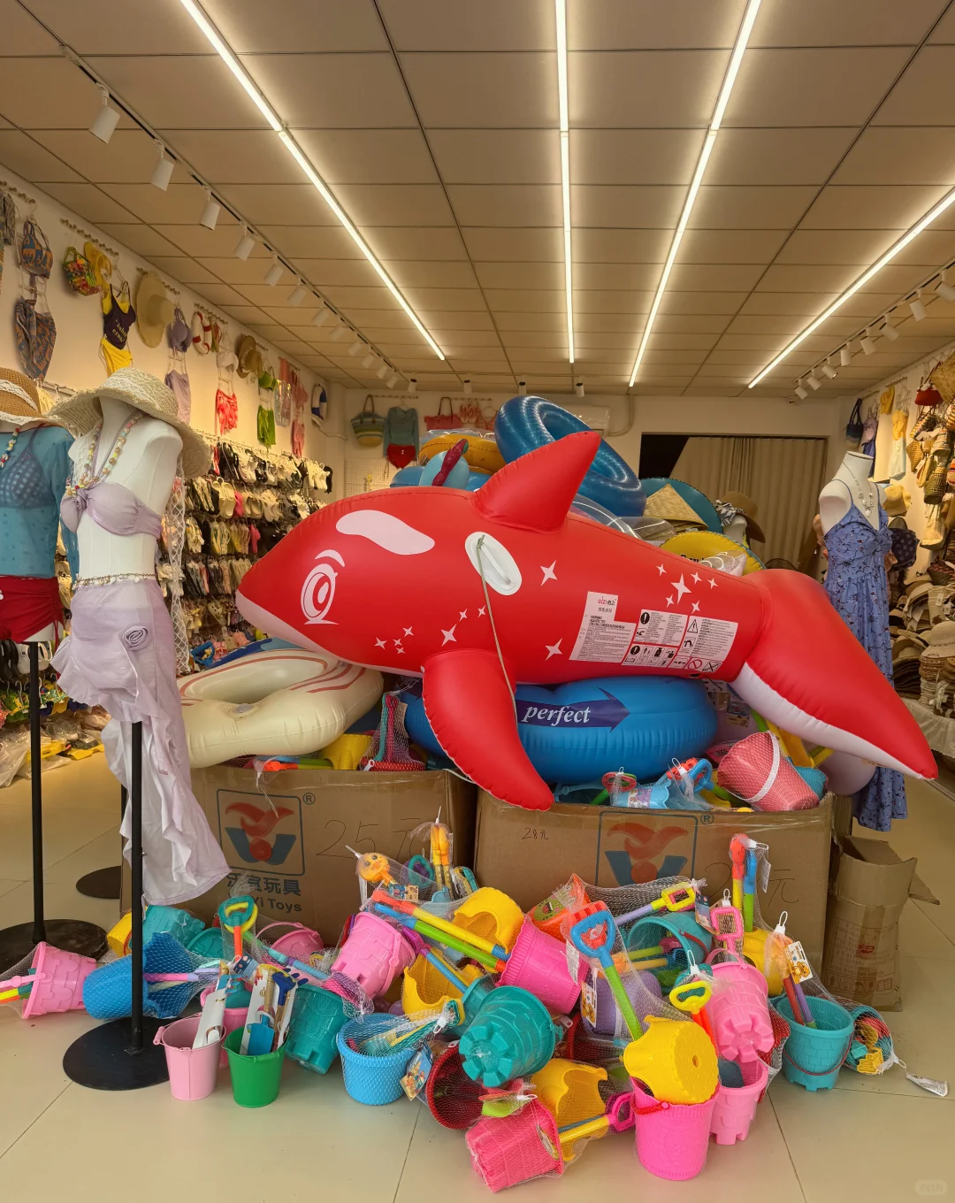 来北海不用带衣服！银滩附近的宝藏店铺